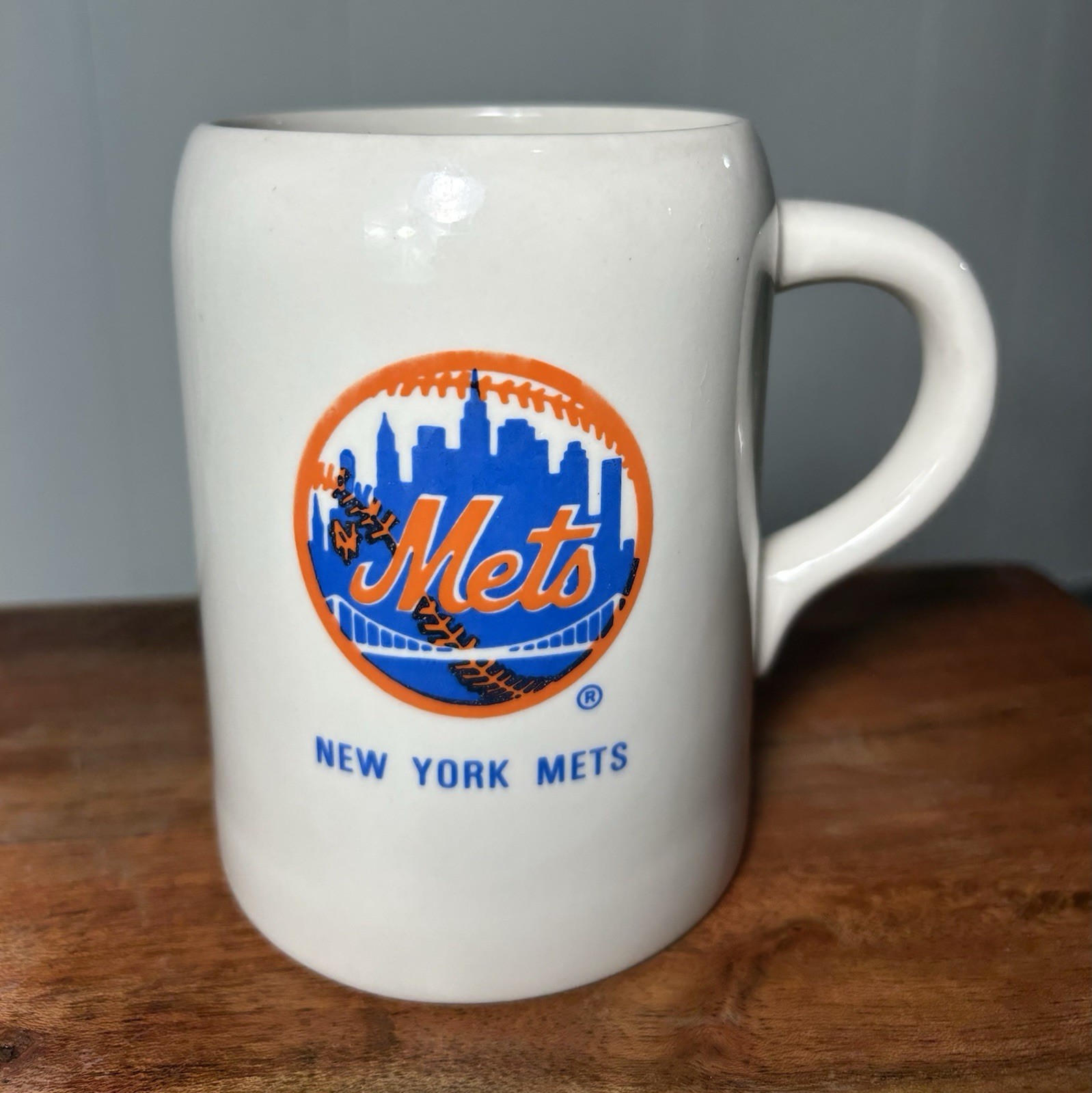 Vintage 1970s New York Mets Ceramic Barrel Mug MLB Skyline Logo