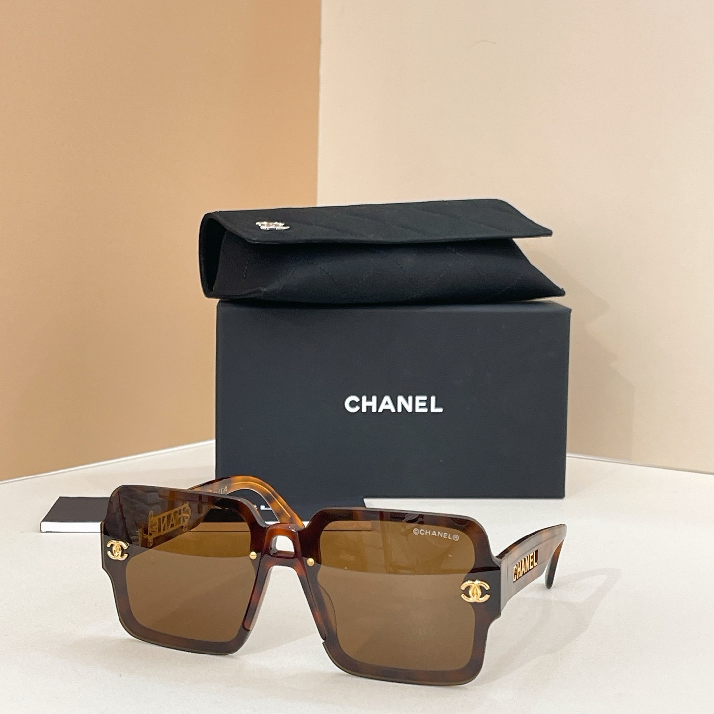Chanel A95099 Retro Tortoise Brown Lens Gold Logo 69-11-145