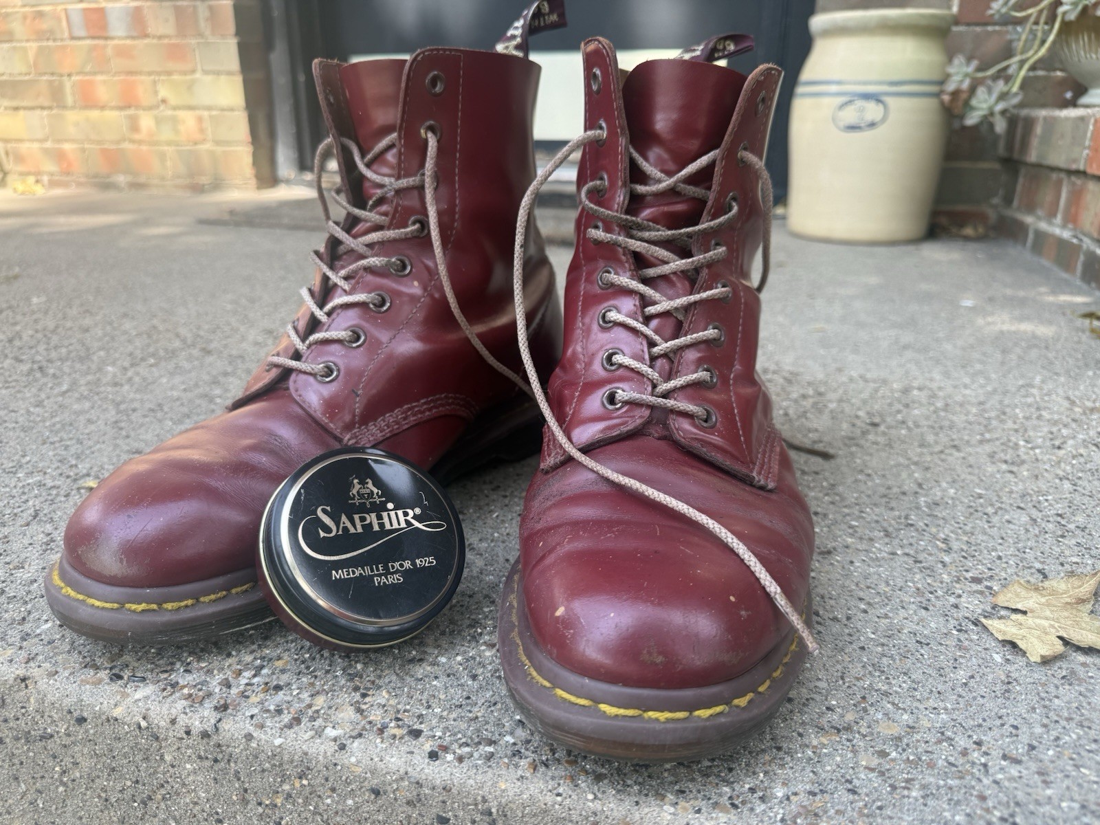 Doc Martin’s 8 Eye Made In England Ox Blood Men’s US 12 Fo Sho👍