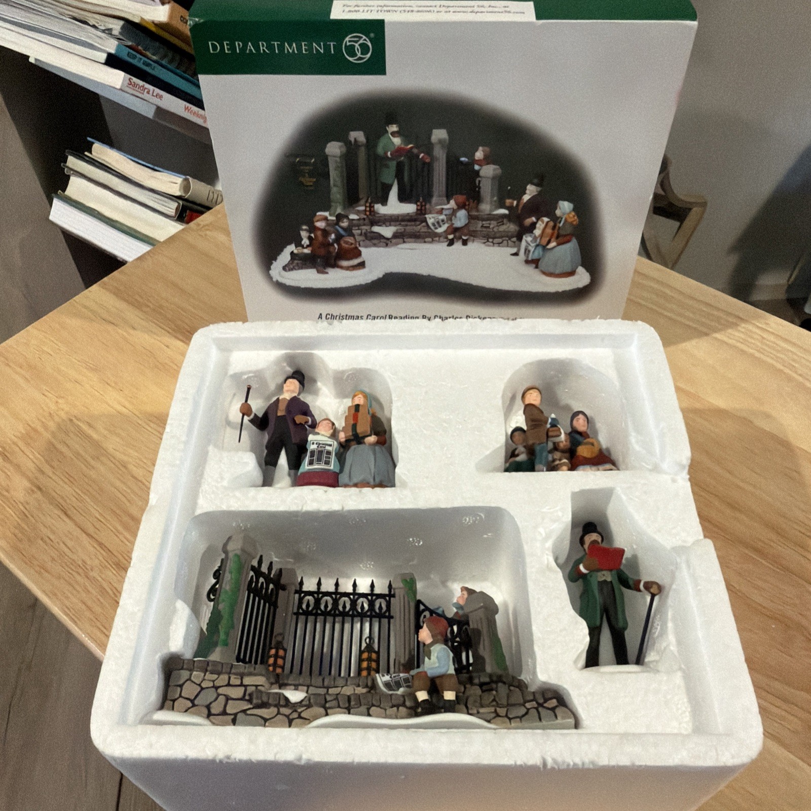 Vtg MIB Dept 56 A Christmas Carol Reading By Charles Dickens Set Of 4 #56.58403 Vtg MIB Dept 56 A Christmas Carol Reading By Charles Dickens Set Of 4 #56.58403