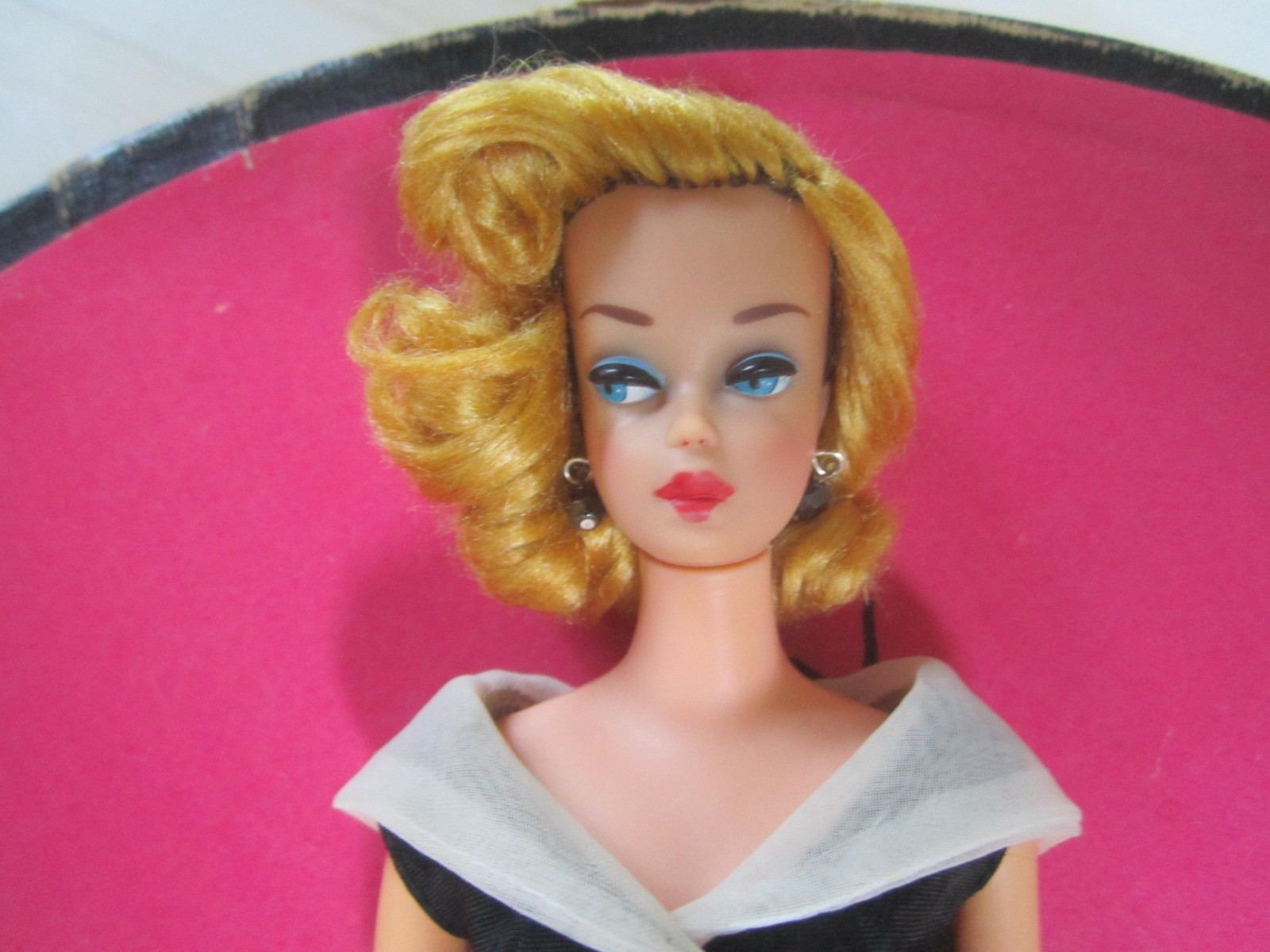 OOAK VINTAGE Barbie W/ REROOTED Golden Blonde Silk Hair W/ Tagged OUTFIT OOAK VINTAGE Barbie W/ REROOTED Golden Blonde Silk Hair W/ Tagged OUTFIT