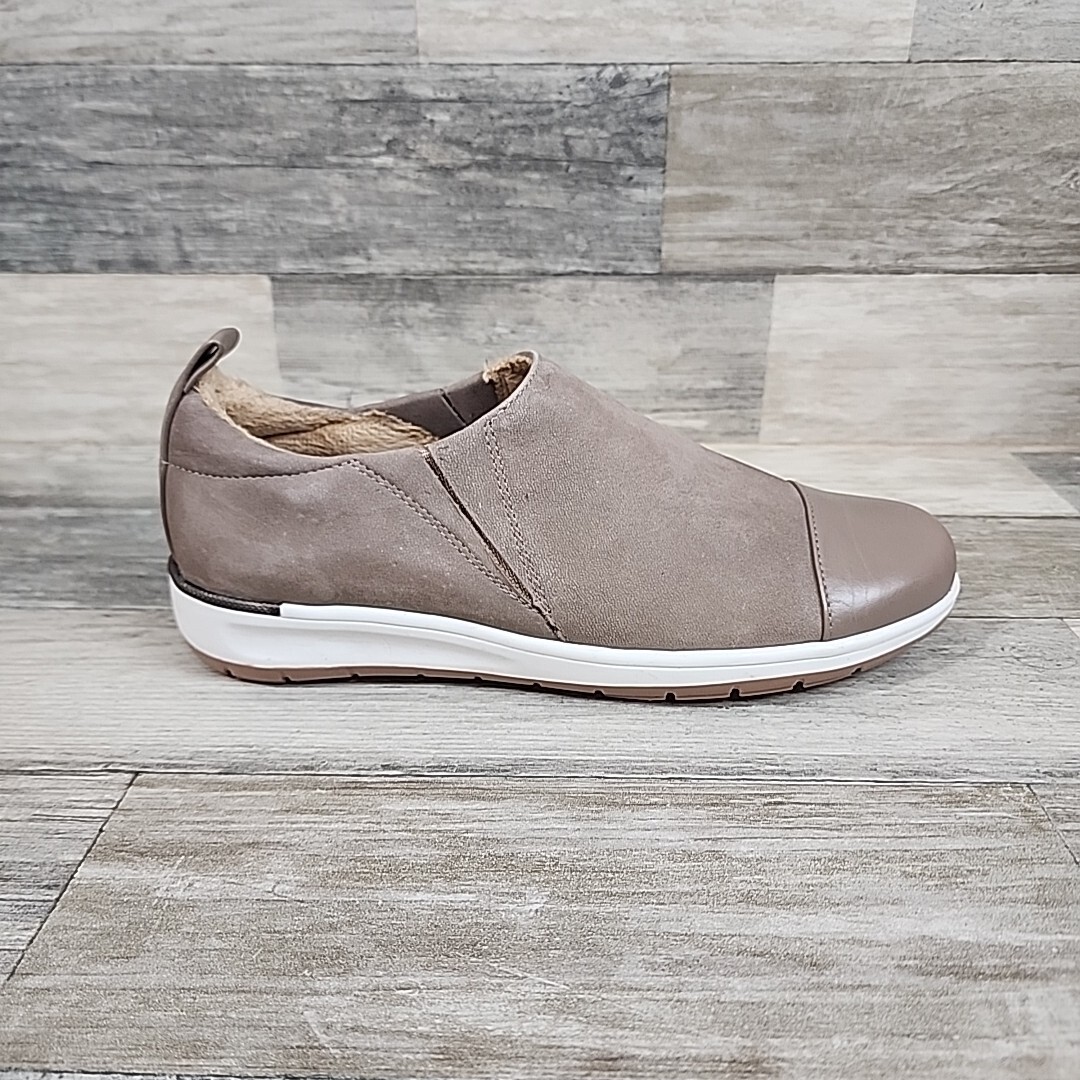 Walking Cradles Womens Ozzie Slip-On Shoes Womens Sz 5.5 Sandstone (WORN 1X)