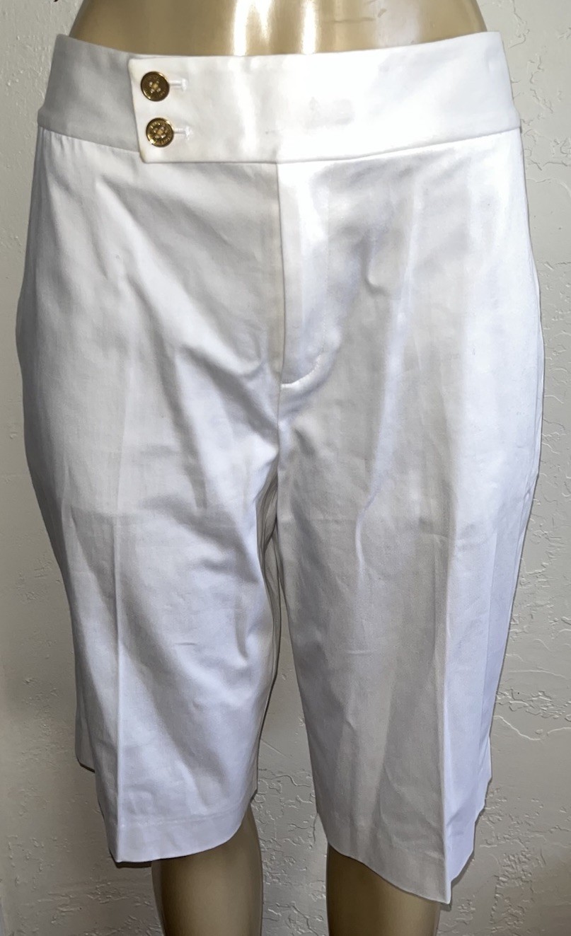 LRL Ralph Lauren The Cliffs Capri Bermuda 13” Shorts White Gold Buttons 12 NWT