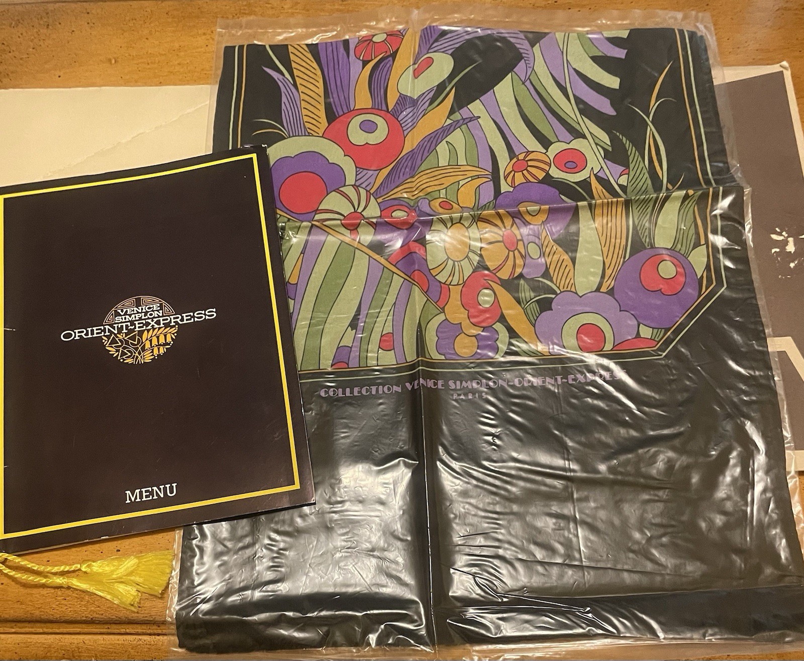 VSOE Orient Express 1983 Silk Scarf (NOS) & Menu Set from Luxury Train🧳✨