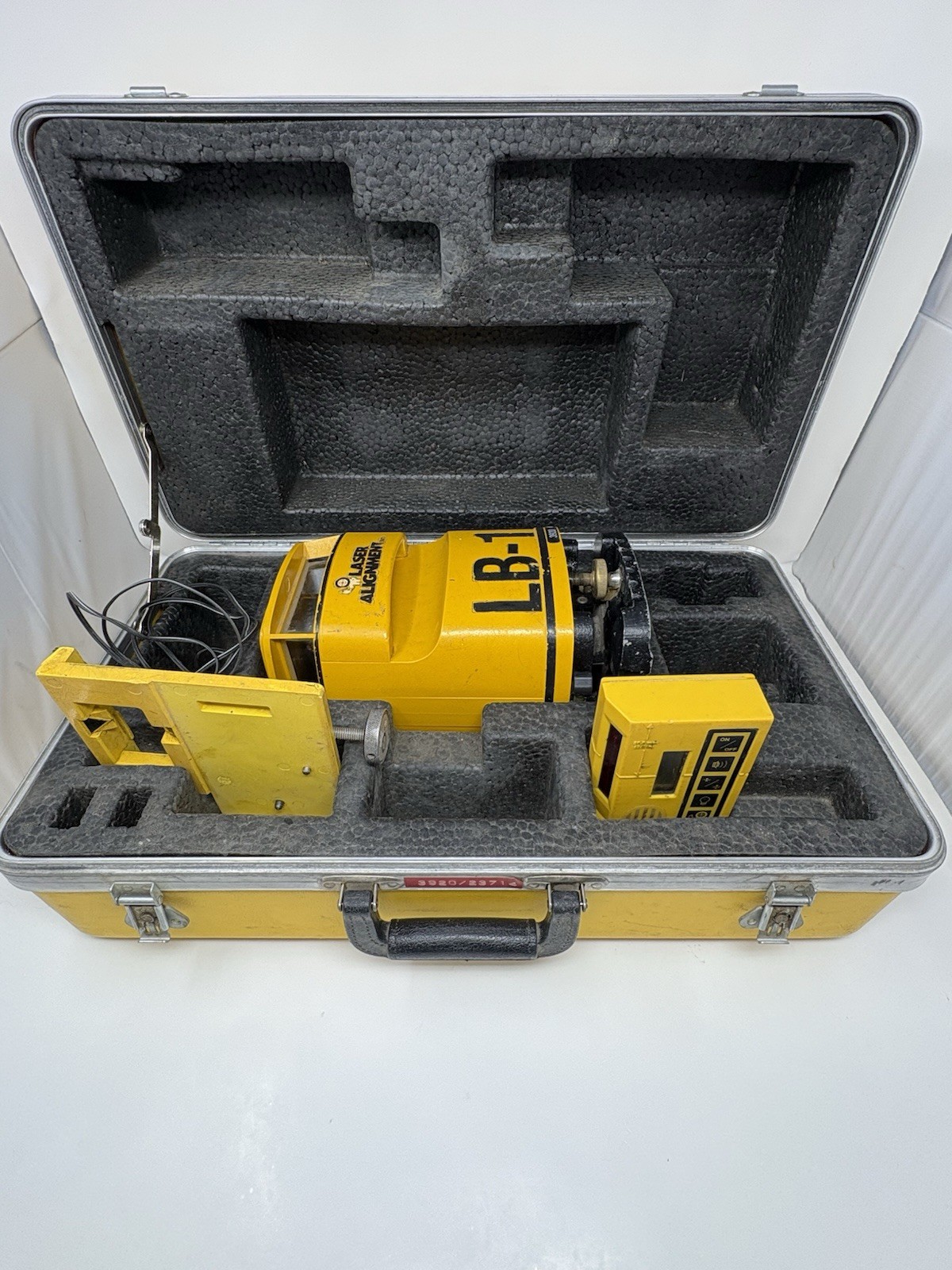 Laser Alignment Laser Beacon LB-1 Model 3900 USA Made Sold As-Is For Parts Laser Alignment Laser Beacon LB-1 Model 3900 USA Made Sold As-Is For Parts