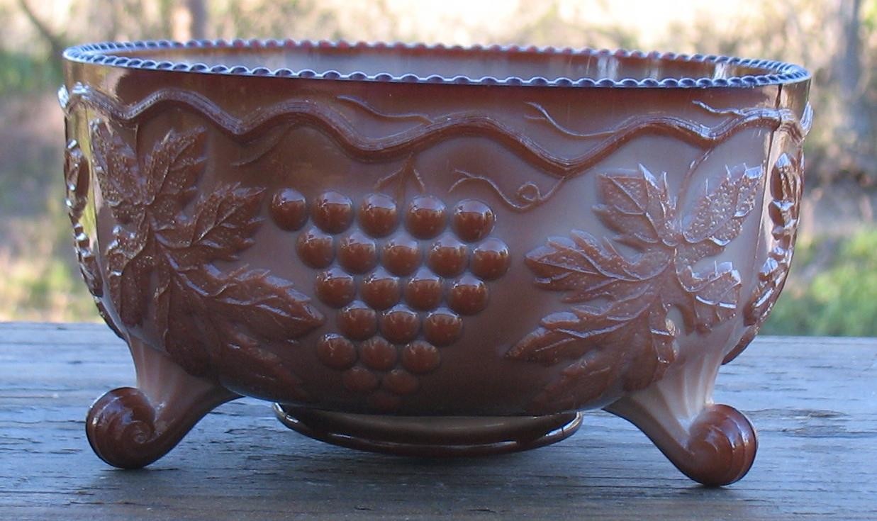 EARLY AMERICAN FENTON CHOCOLATE GLASS  