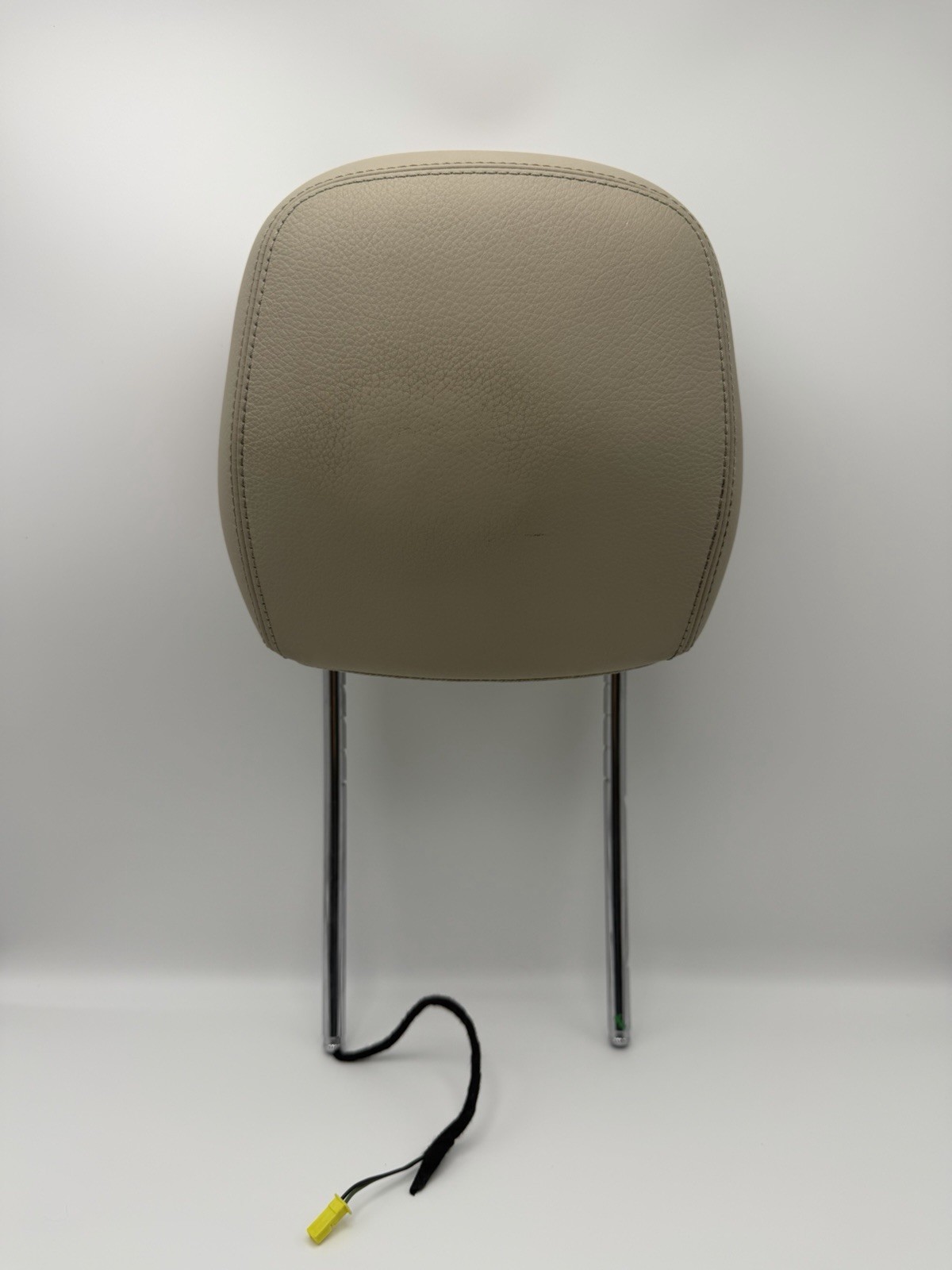 2010-2017 Mercedes C350 C250 E350 Coupe Front Beige Leather Active Headrest OEM