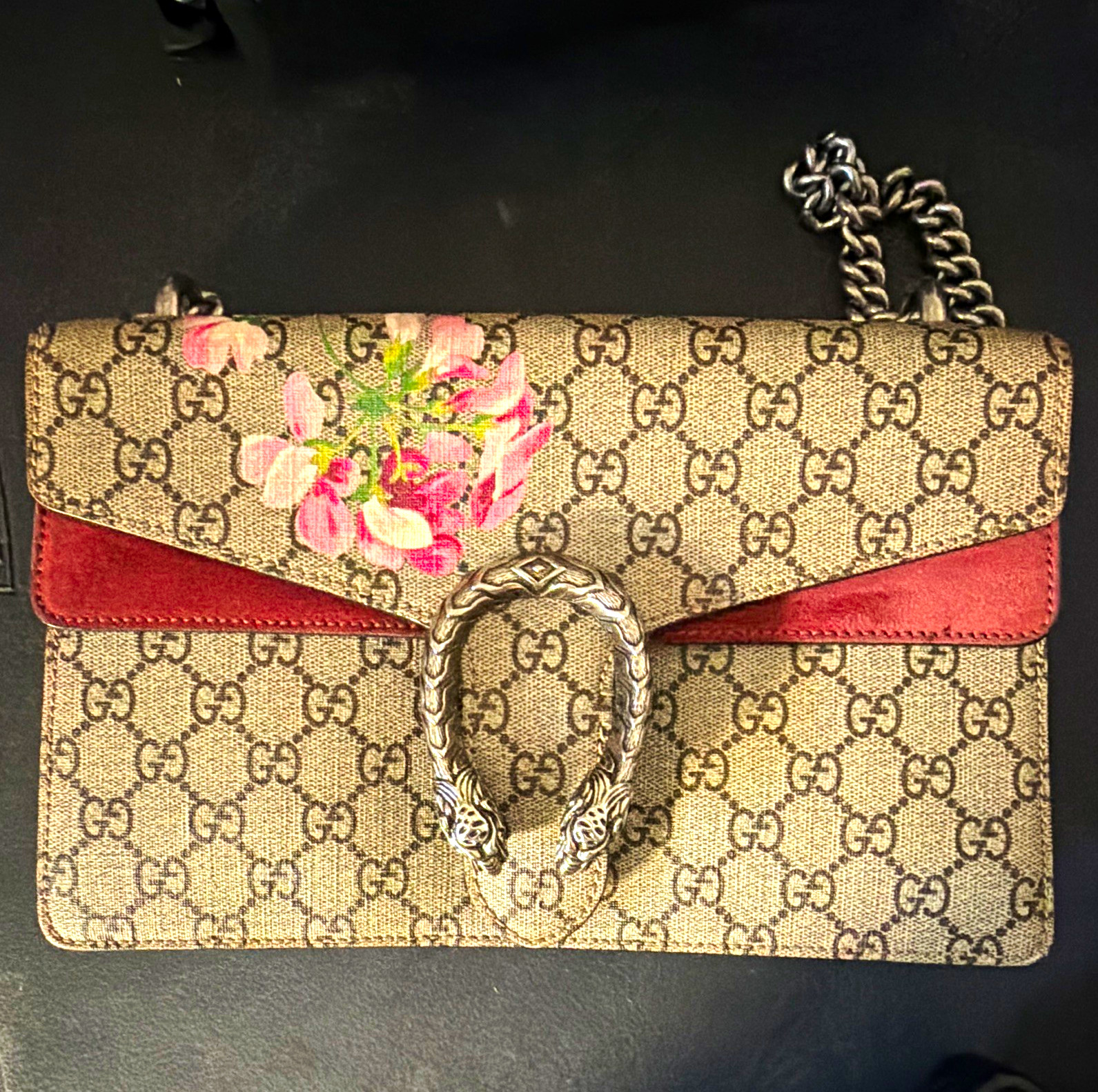 Gucci GG Blooms Dionysus Shoulder Bag Chain Strap Push Lock Beige Burgundy Gucci GG Blooms Dionysus Shoulder Bag Chain Strap Push Lock Beige Burgundy