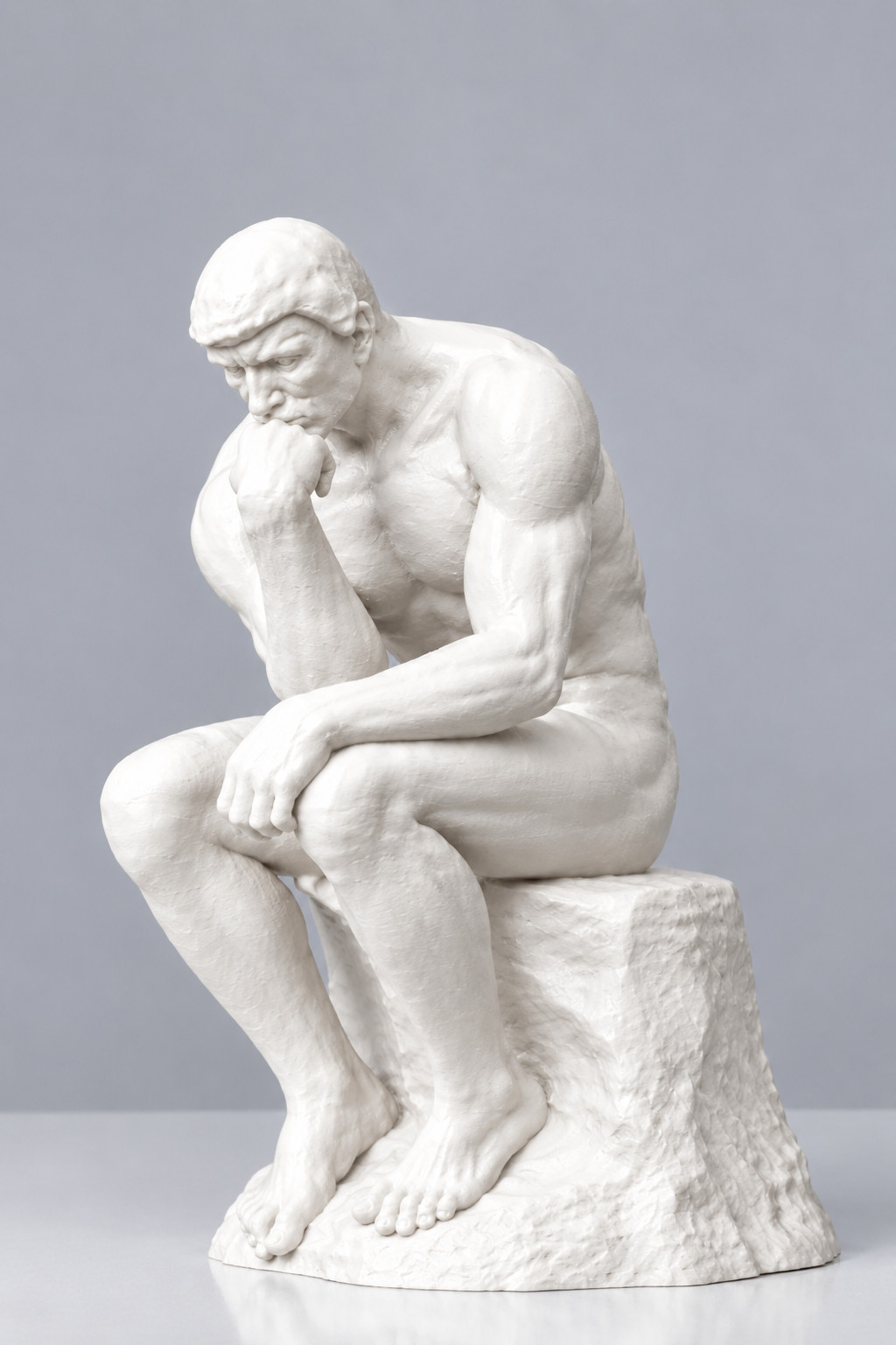 “The Thinker” Sculpture — 26 cm | Decoration