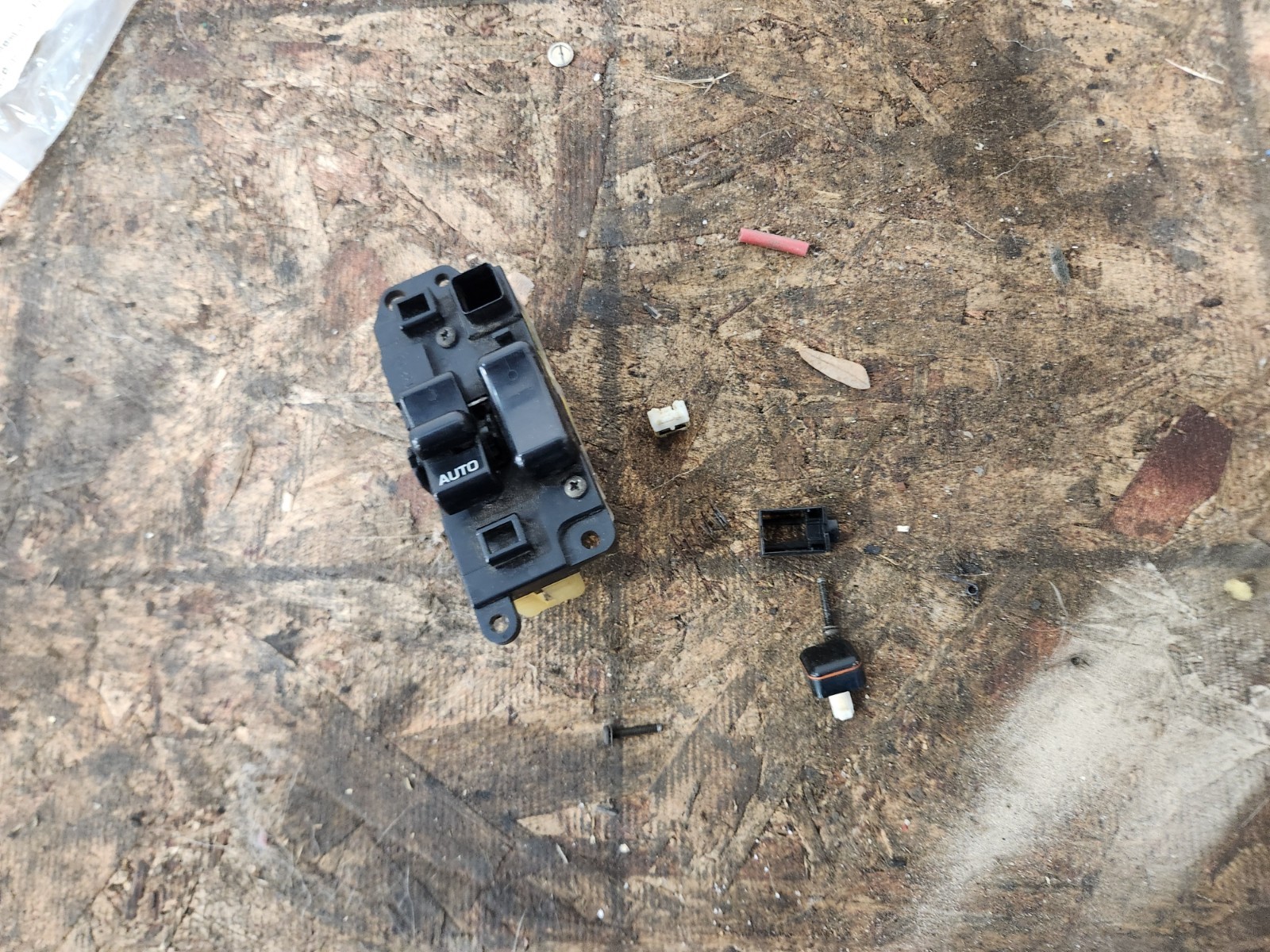 1986.5-1992 TOYOTA SUPRA MK3 A70 LEFT DRIVER DOOR MASTER WINDOW SWITCH FOR PARTS