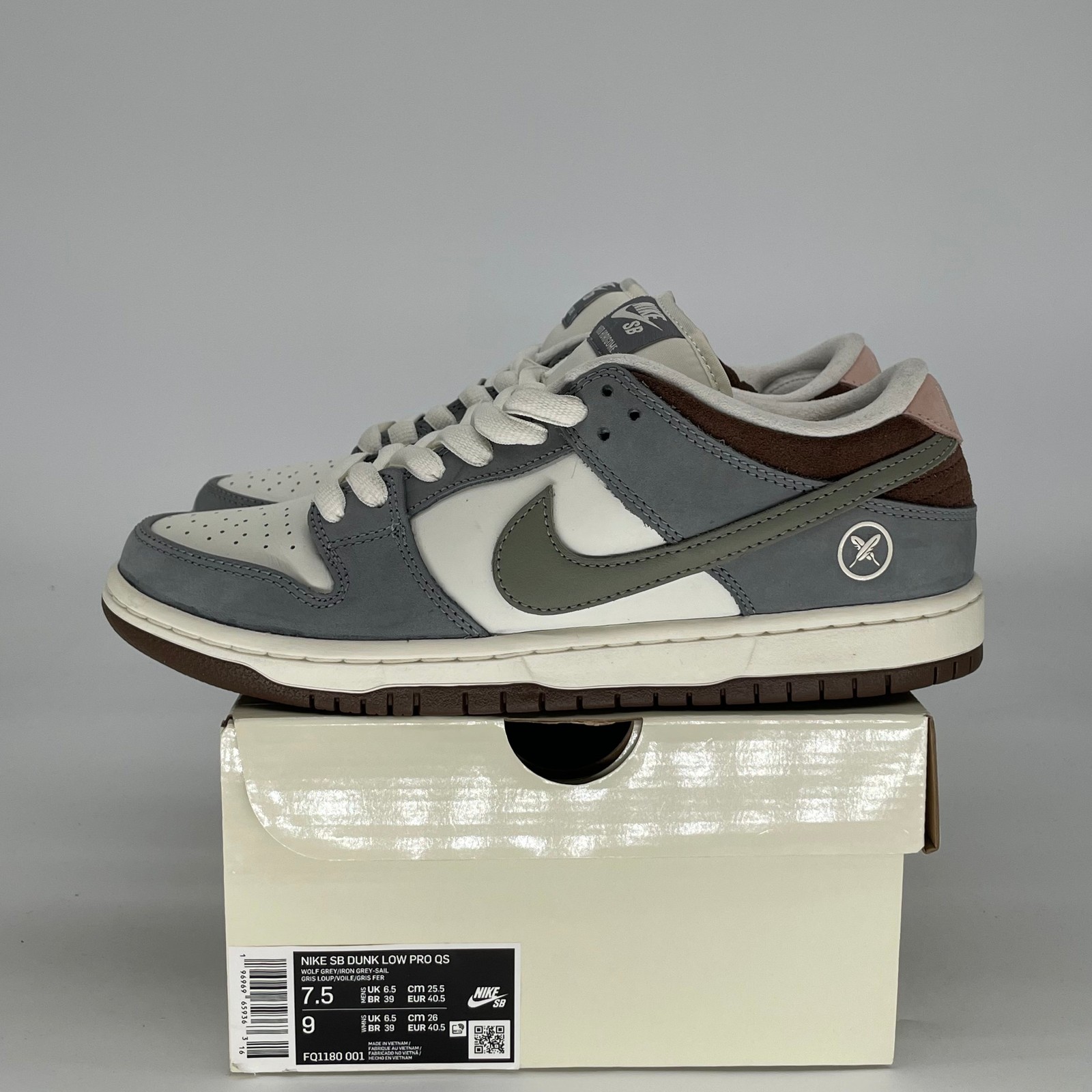 Size 7.5M/9W - Nike SB Dunk Low Yuto Horigome FQ1180-001 Size 7.5M/9W - Nike SB Dunk Low Yuto Horigome FQ1180-001