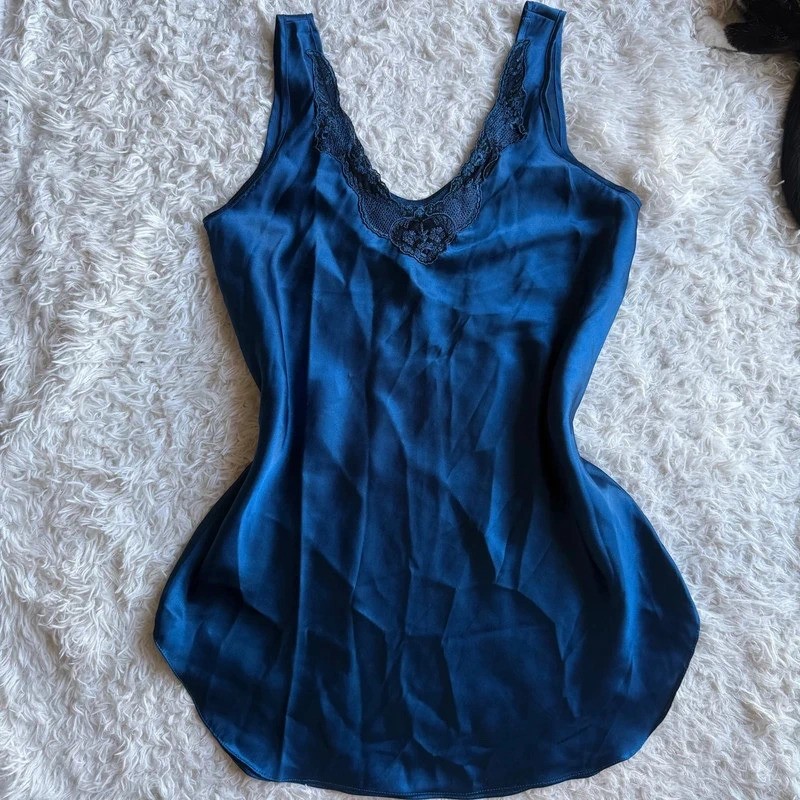 Vintage satin slip