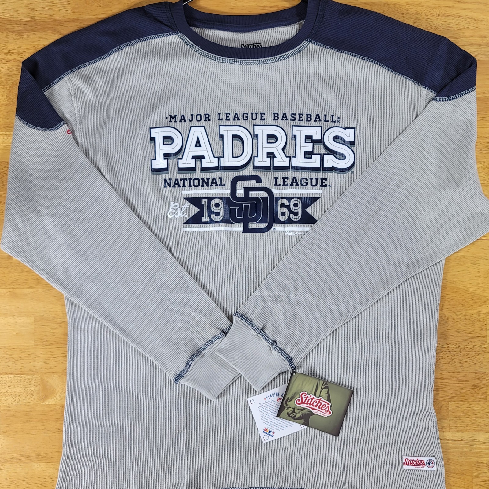 Stitches San Diego Padres MLB Genuine Merchandise L/S  Pullover Men\'s Large NEW 
