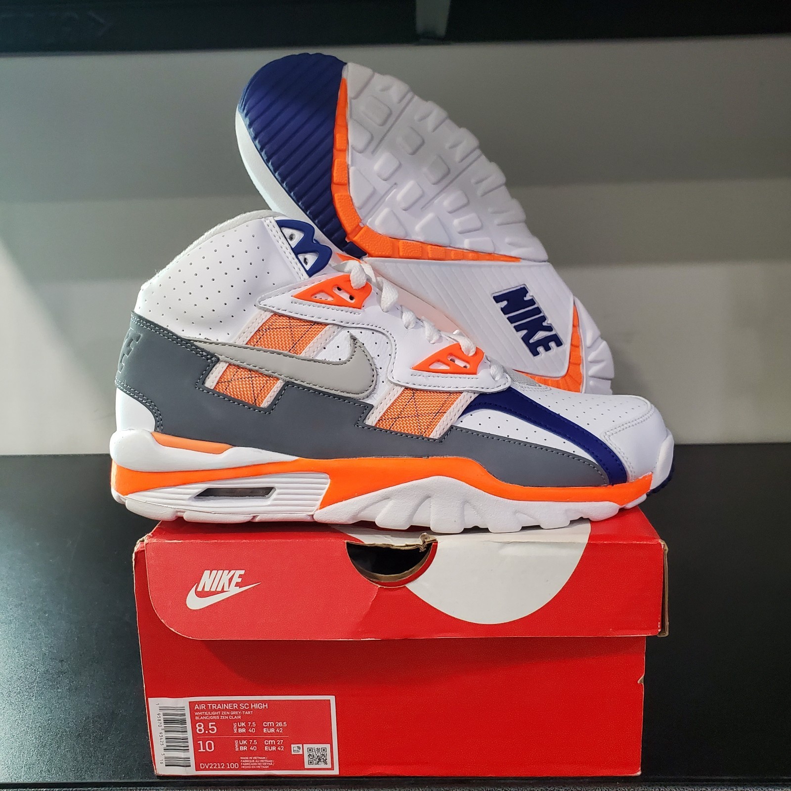 Nike Air Trainer SC High Bo Jackson Orange/White Mens Size 8.5 w/ Box Nike Air Trainer SC High Bo Jackson Orange/White Mens Size 8.5 w/ Box