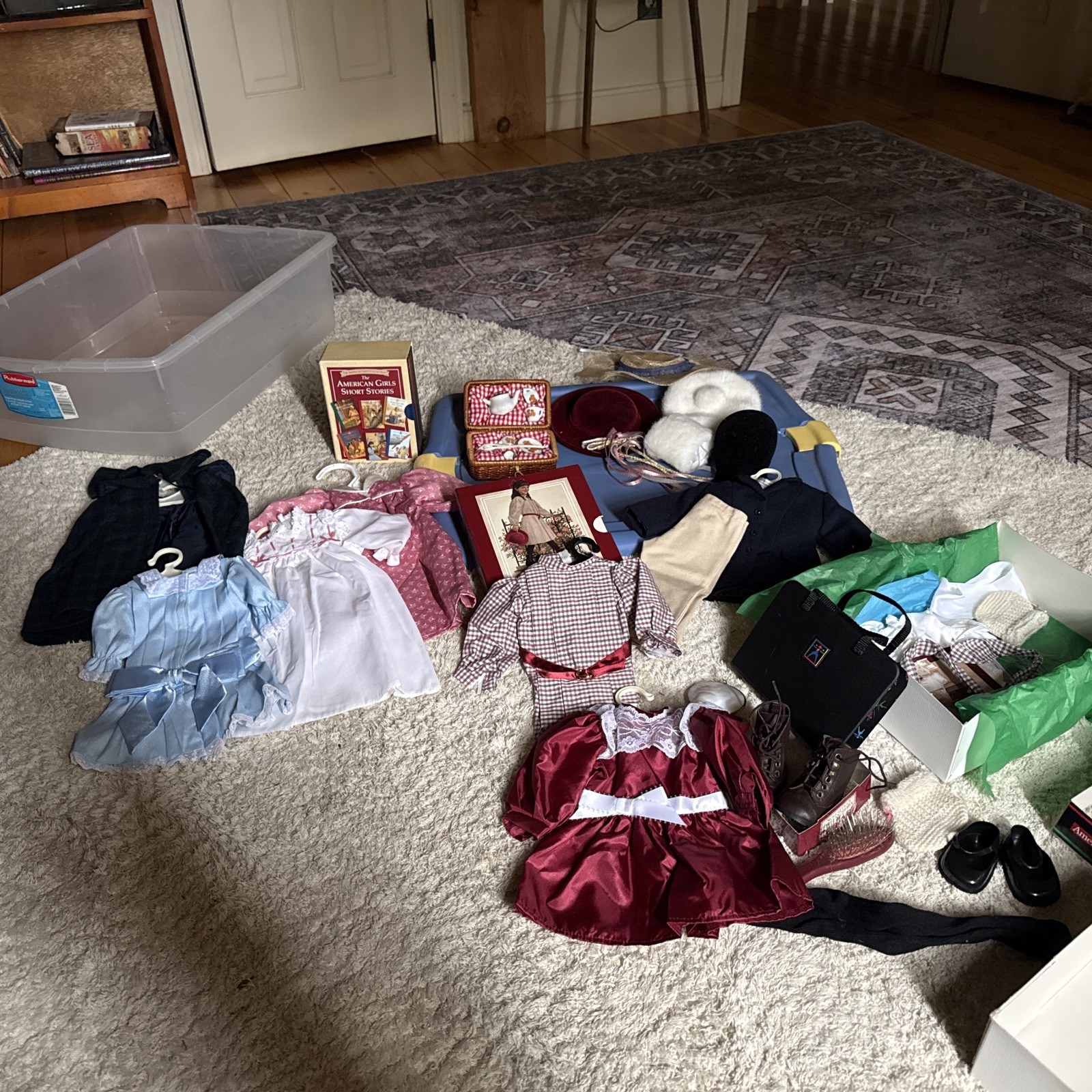 Lot Of American Girl Clothing And Accessories Designed For Samantha Doll Lot Of American Girl Clothing And Accessories Designed For Samantha Doll