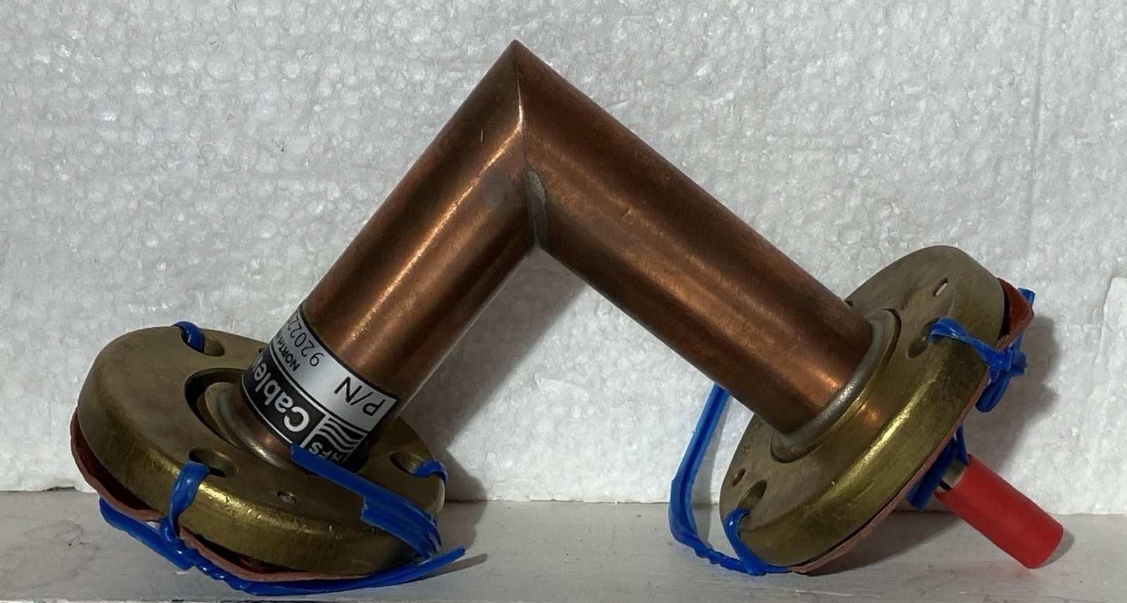 Cablewave RFS - 920225  90 Degree Elbow 7/8 Inch - Swivel Flanges -Bullet- Oring