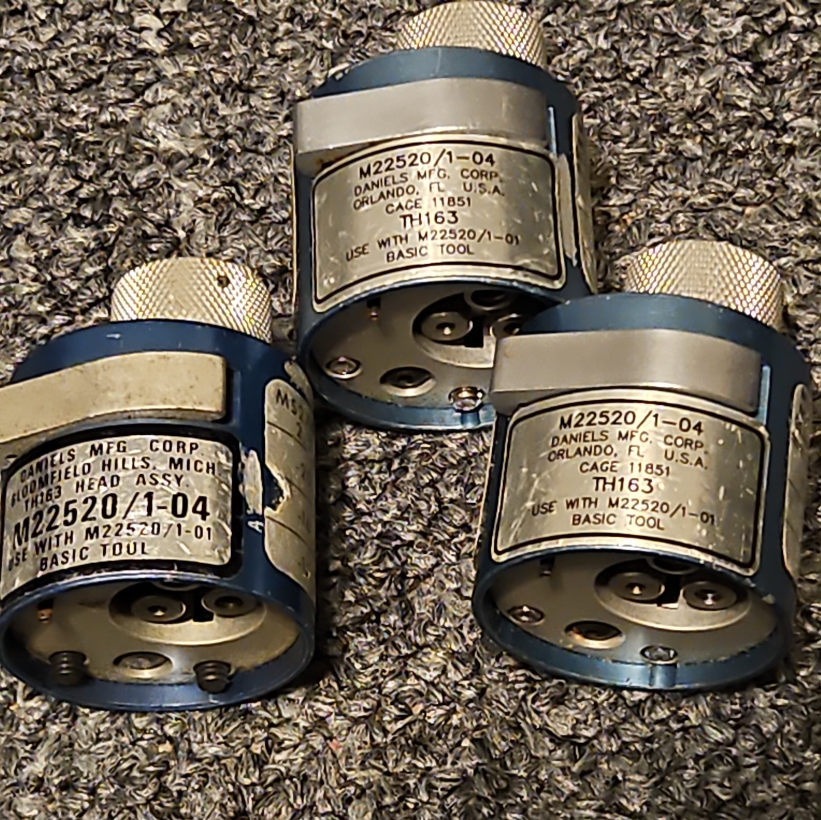 M22520/1-04 TURRETS QTY 3