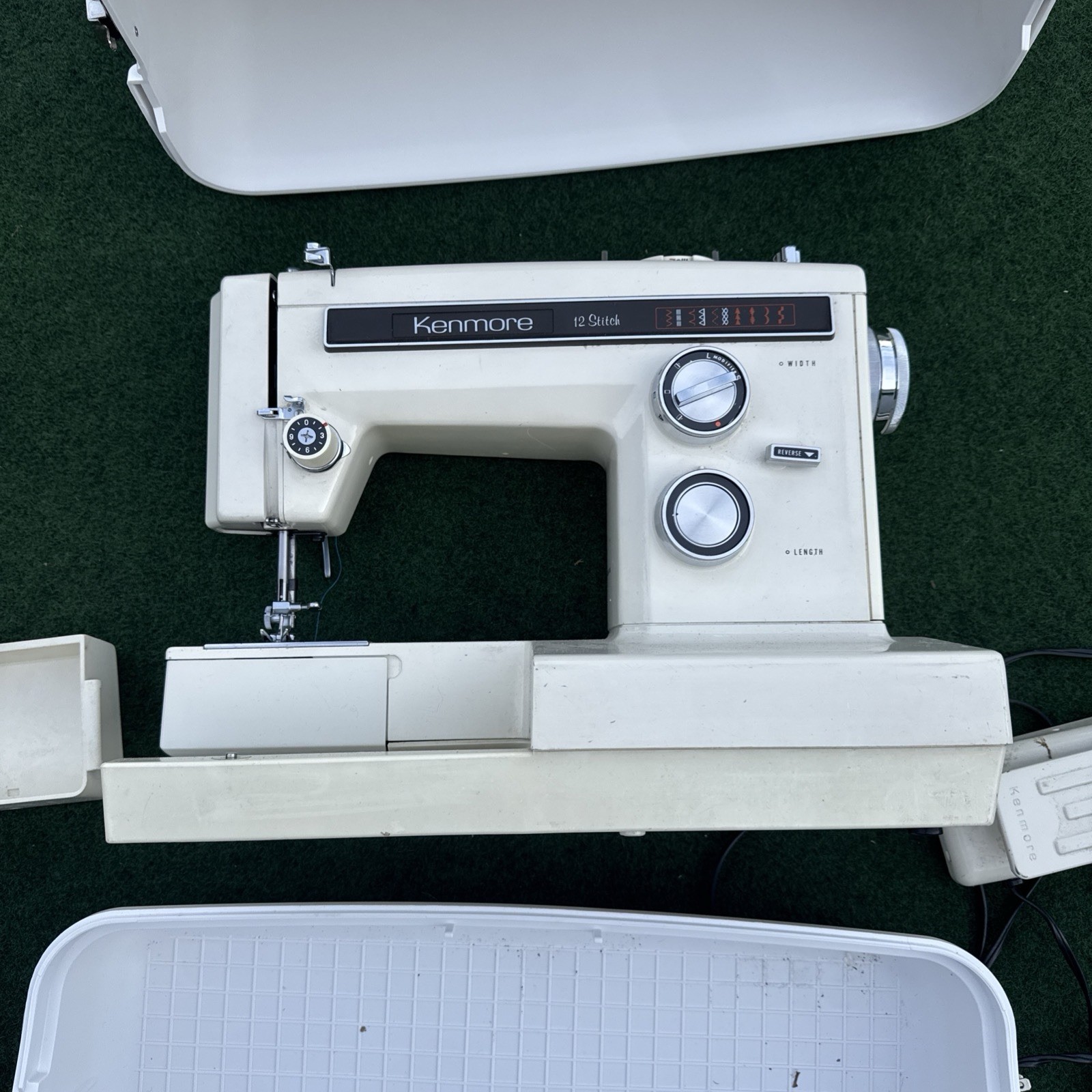 Vintage Sears Kenmore 12 Stitch Sewing Machine Model 158-13521 Steel Gears-Works Vintage Sears Kenmore 12 Stitch Sewing Machine Model 158-13521 Steel Gears-Works