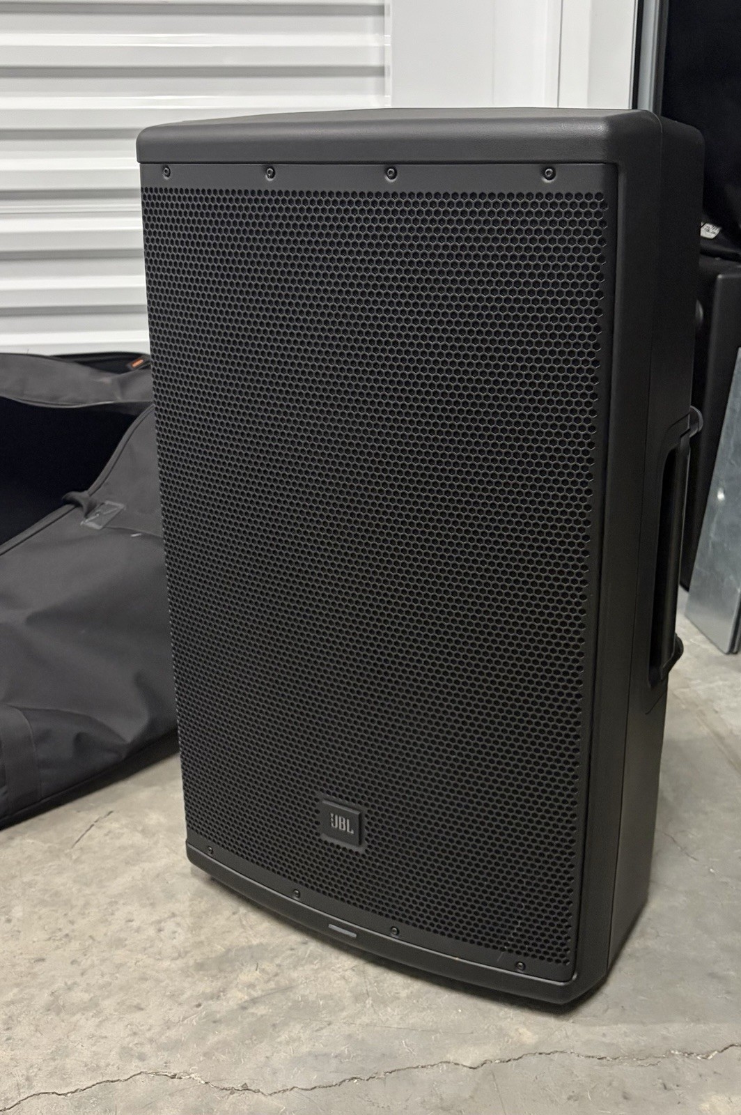 JBL EON 615 15\