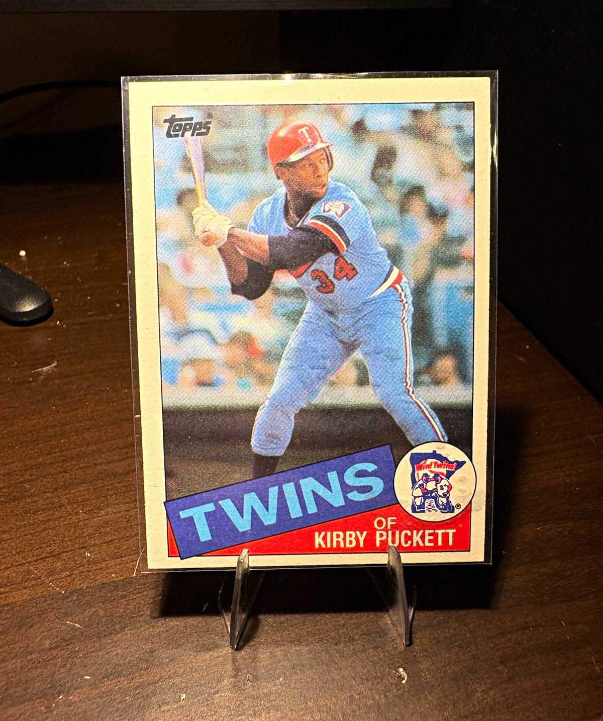 Topps 1985 Kirby Puckett Twins 536 ROOKIE Card Baseball Card Base Set GUM STAIN Topps 1985 Kirby Puckett Twins 536 ROOKIE Card Baseball Card Base Set GUM STAIN