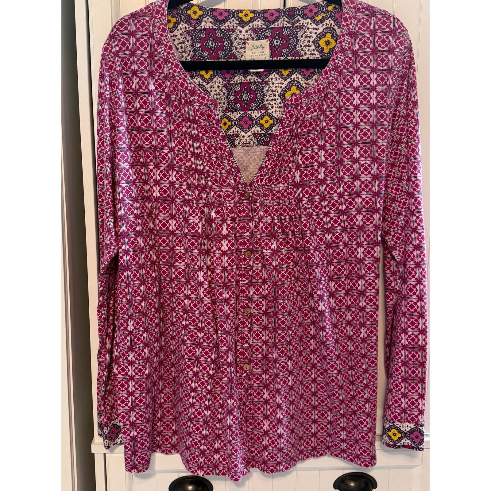 Lucky Brand vintage pintuck long sleeve top pink white extra large EUC