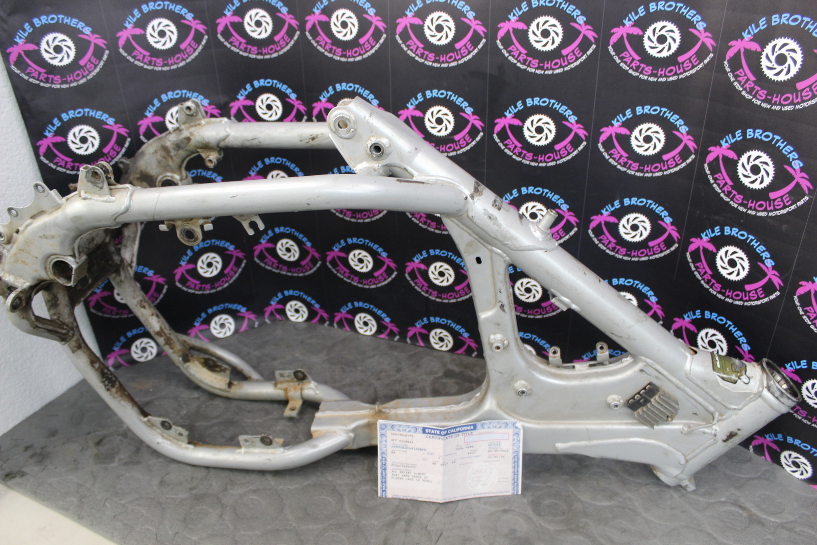 2005 husqvarna te510 OEM  MAIN FRAME CHASSI (8CA099587)