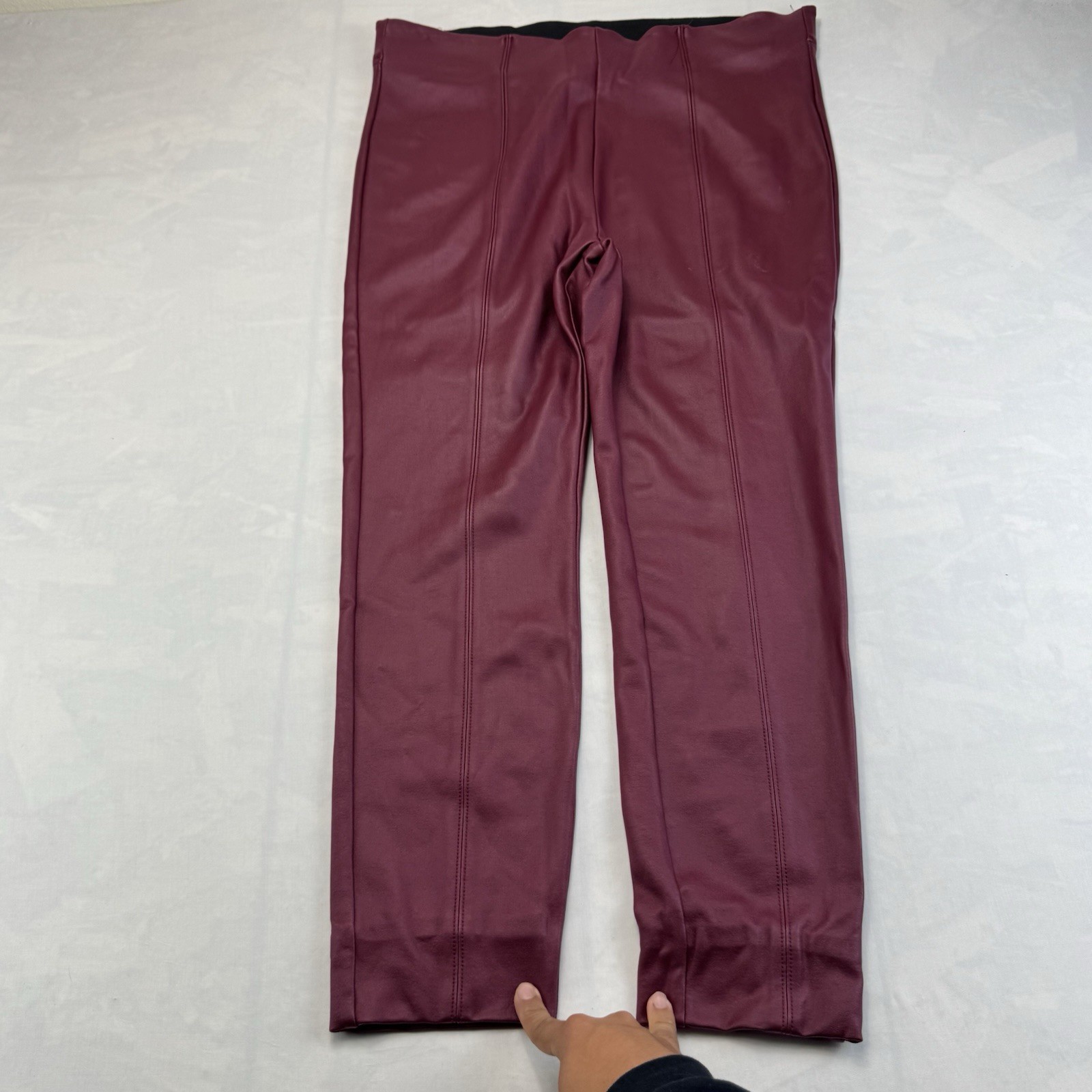Baccini Burgundy Faux Leather Pants Women’s XL Straight Leg Pull On Baccini Burgundy Faux Leather Pants Women’s XL Straight Leg Pull On