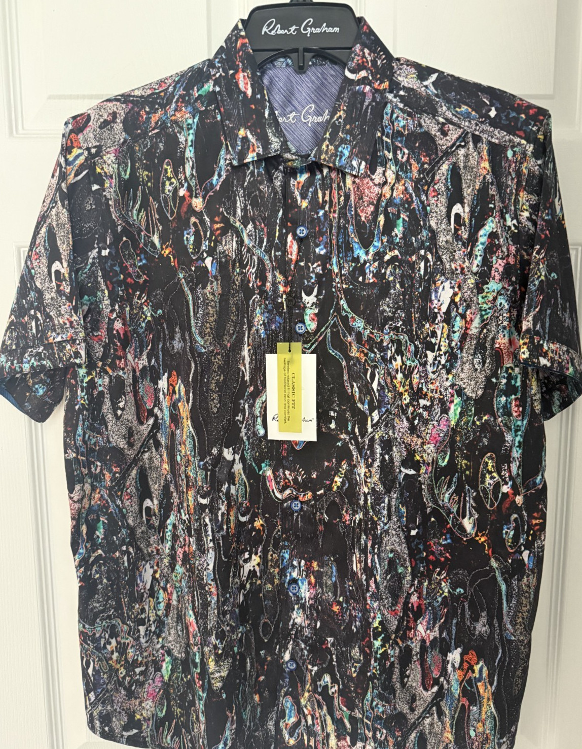 Robert Graham Classic Fit Short Sleeve Button Up Shirt Mens M Robert Graham Classic Fit Short Sleeve Button Up Shirt Mens M