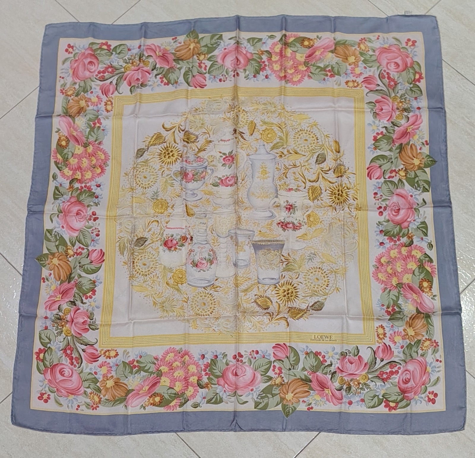 Vintage Scarf LOEWE \