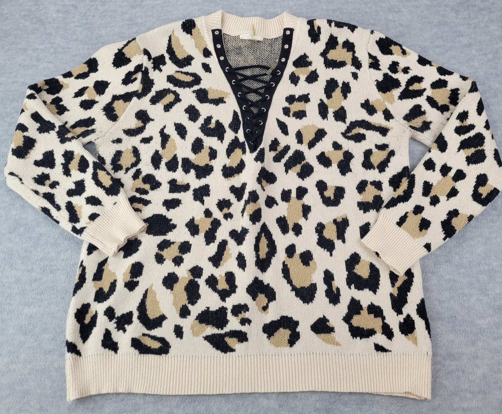 Entro By Anthropologie Sweater V Neck Animal Print Long Sleeve Womens Size L Entro By Anthropologie Sweater V Neck Animal Print Long Sleeve Womens Size L