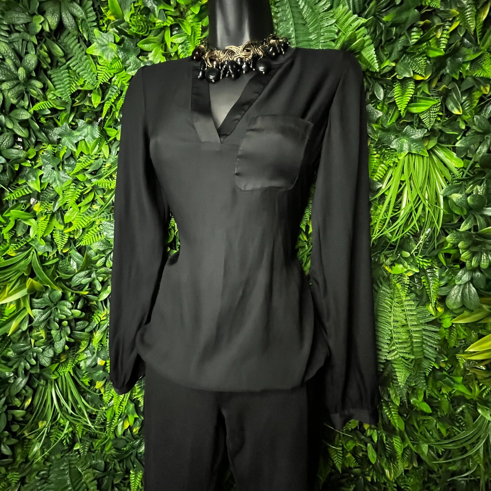 VINTAGE THE LIMITED Tops Women XS Black Blouse V Neckline Stretch Waist 0536 VINTAGE THE LIMITED Tops Women XS Black Blouse V Neckline Stretch Waist 0536
