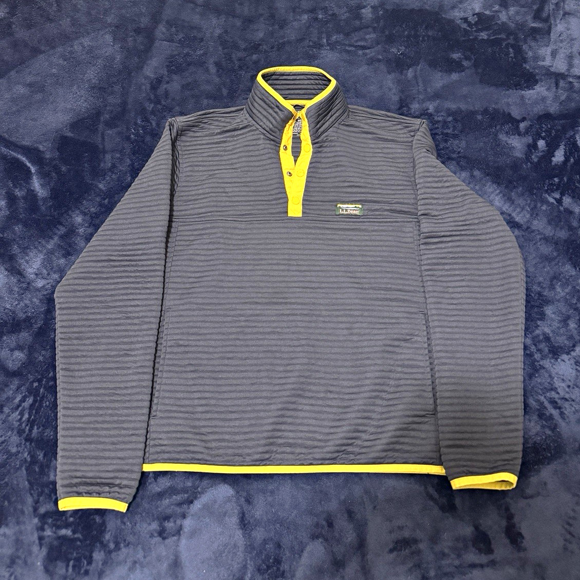 L.L.Bean Airlight Sweater Men’s L Gray Yellow Poly Pull Over Knit
