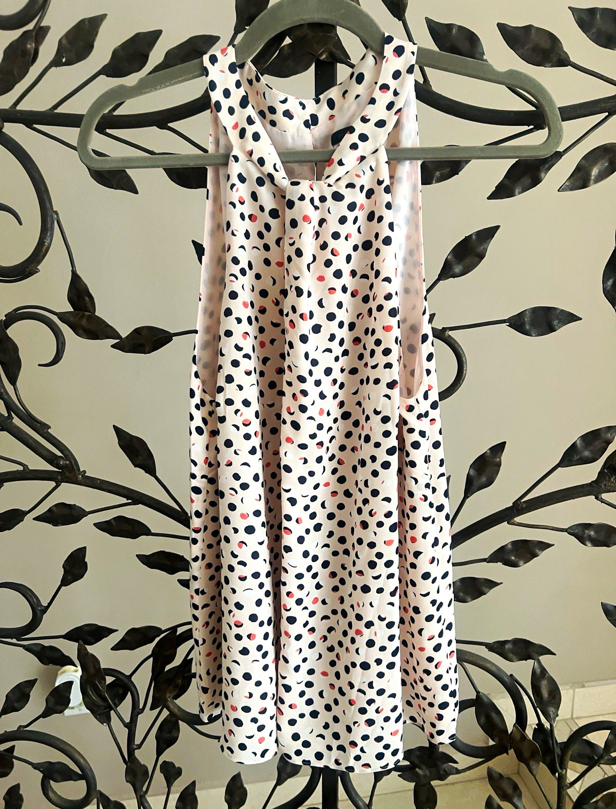 Ann Taylor Factory Women\'s White Polka Dot Sleeveless Halter Blouse L