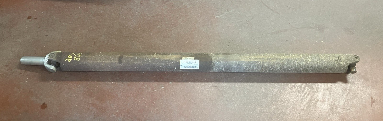 Rear Drive Shaft 2000-02 Dodge 2500 4X4. P/N 52099183 Rear Drive Shaft 2000-02 Dodge 2500 4X4. P/N 52099183
