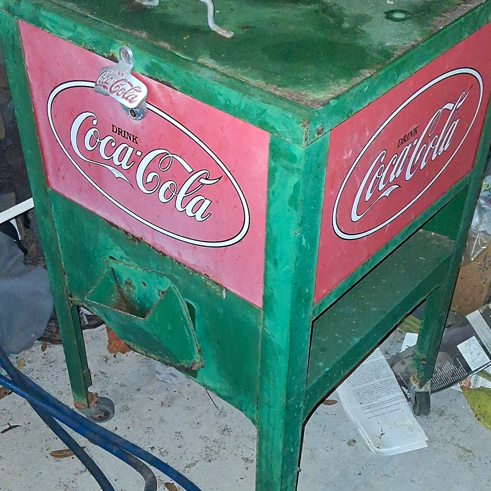 Vintage Coca-Cola Metal Cooler Chest Green Red White w/ Coca-Cola Logos Vintage Coca-Cola Metal Cooler Chest Green Red White w/ Coca-Cola Logos