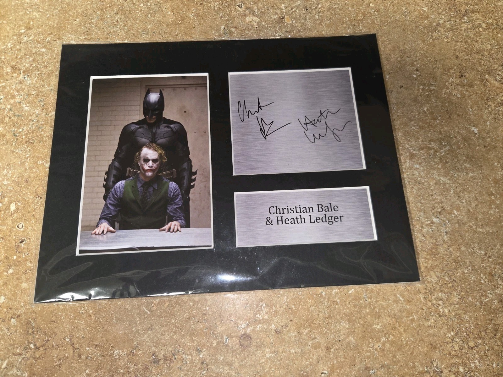 HWC Trading Christian Bale Heath Ledger printed autograph display, Not Autograph HWC Trading Christian Bale Heath Ledger printed autograph display, Not Autograph