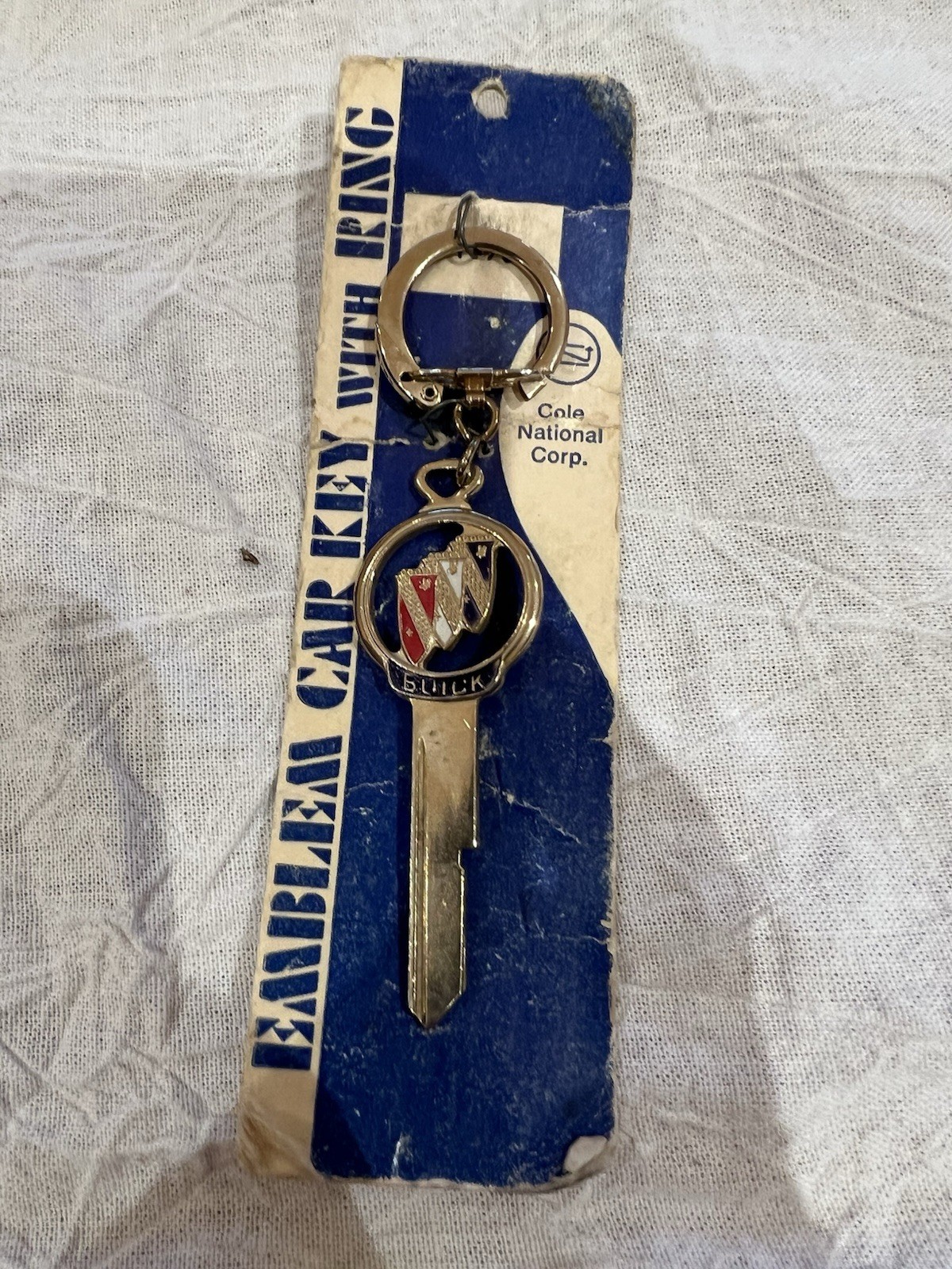 Vintage 1970 BUICK Automobile Emblem Car KEY BLANK with KEYCHAIN
