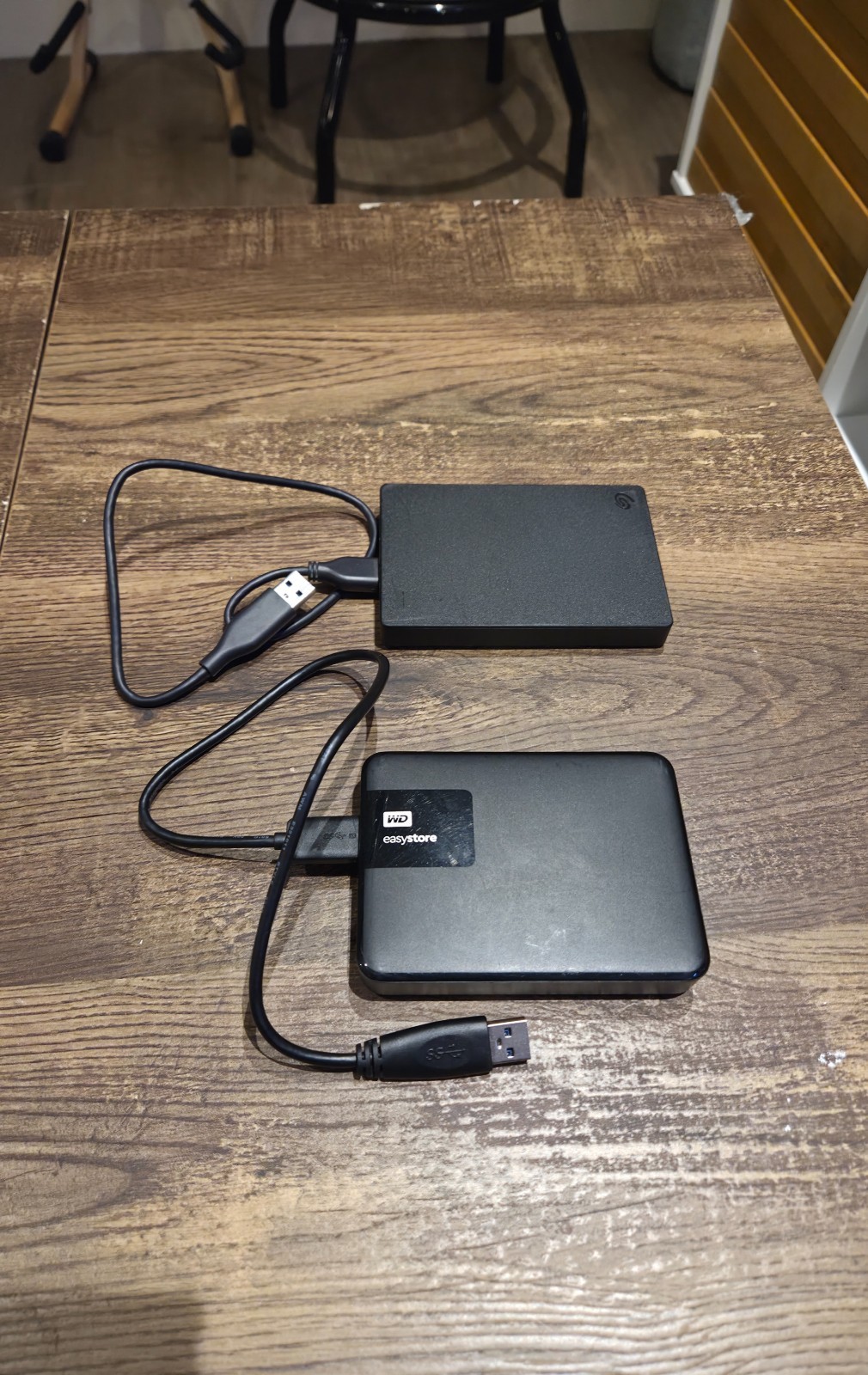 WD easystore 4TB Portable External Hard Drive USB 3.0 WDBKUZ0040BBK - Wiped