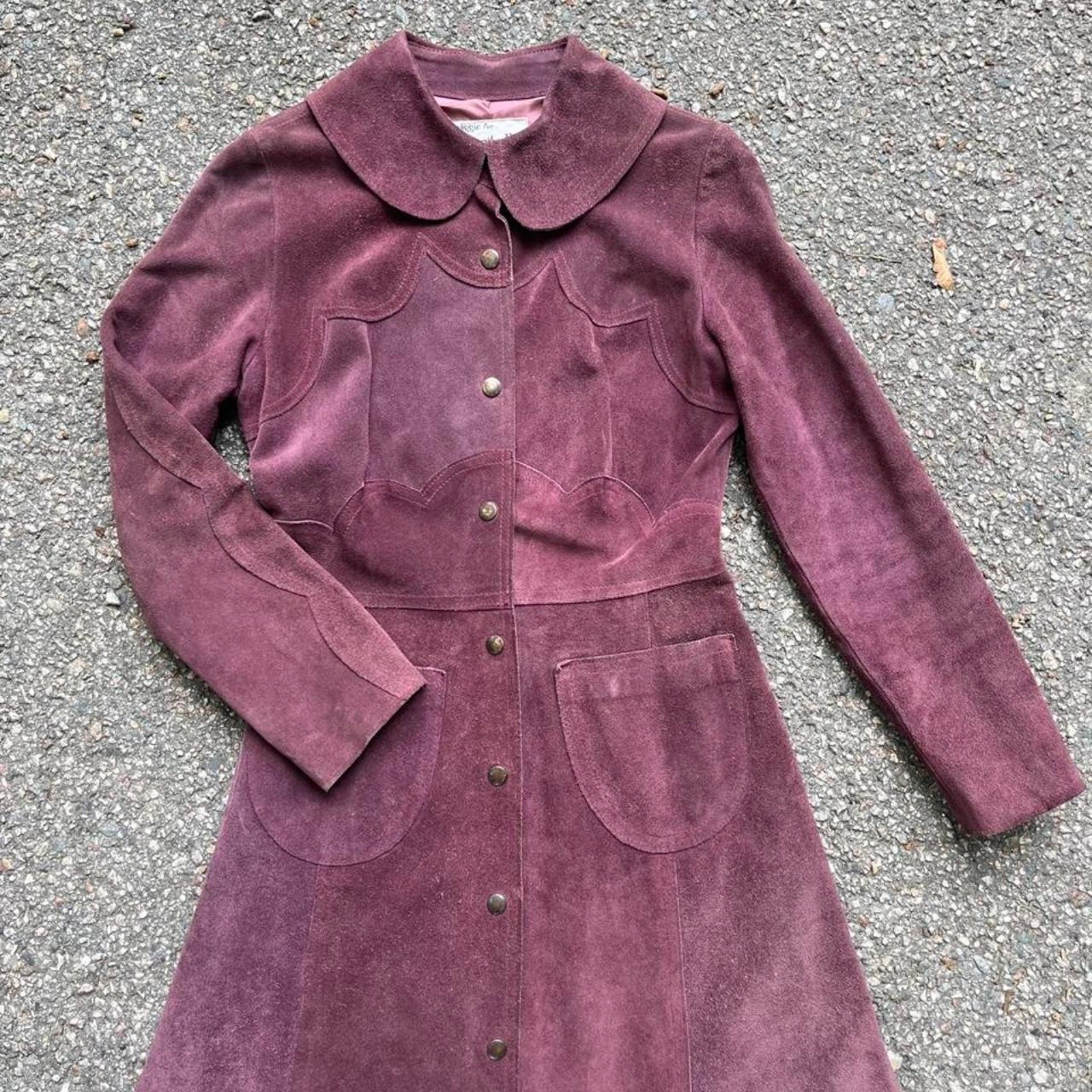 Vintage 1960s Heather Purple Suede Leather Mod Scalloped Detail Button Jacket XS