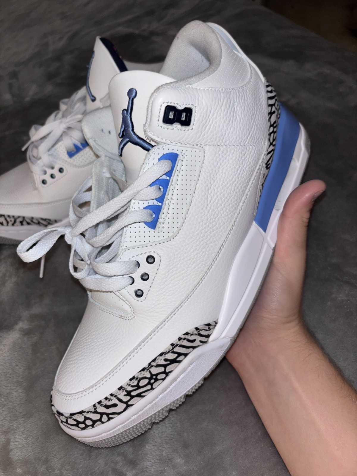 Jordan Air Jordan 3 Men\'s Colorblock Elephant Print Leather Mid Top Sneakers Jordan Air Jordan 3 Men\'s Colorblock Elephant Print Leather Mid Top Sneakers