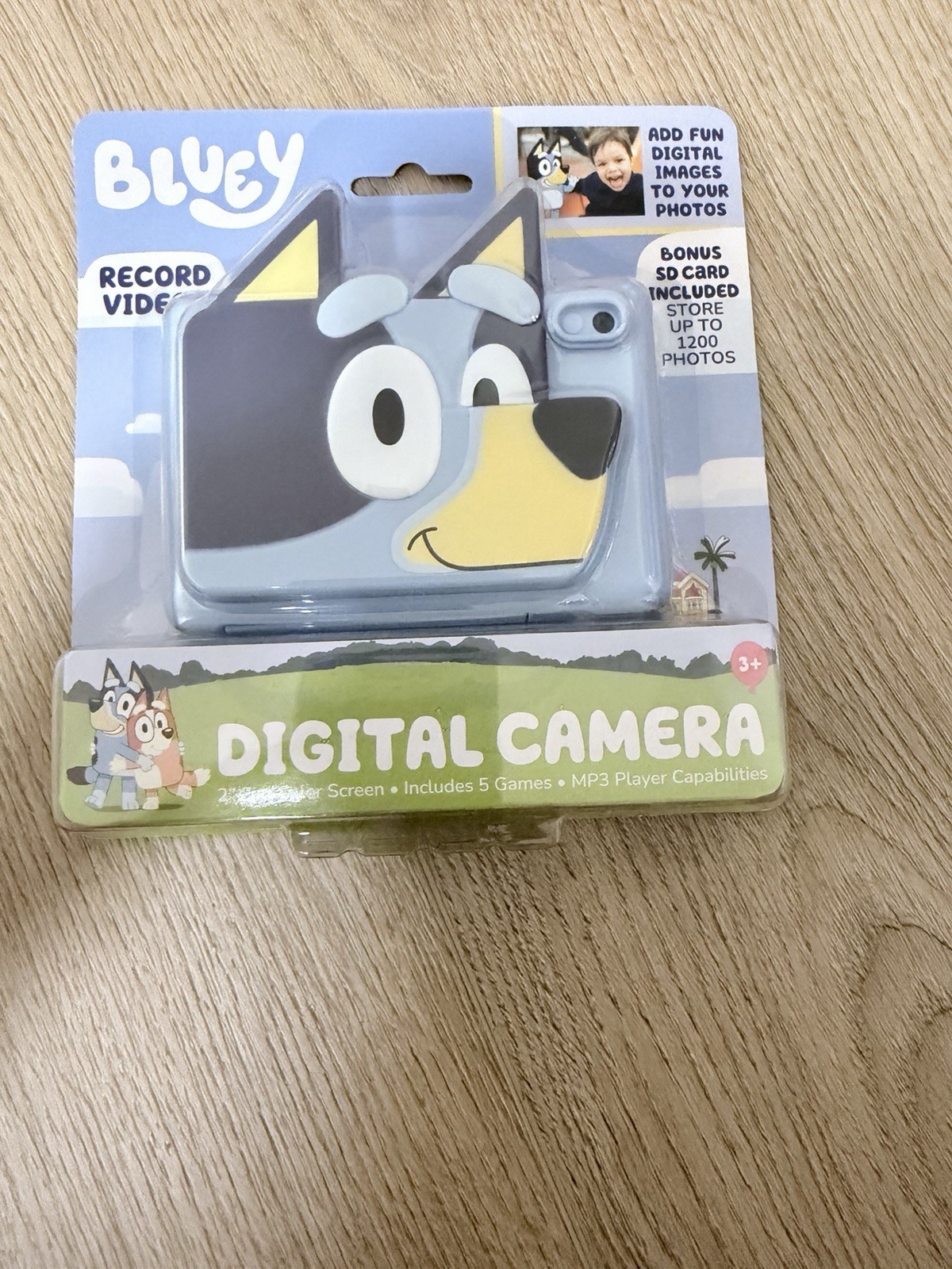 ekids Bluey Kids Camera with SD Card ekids Bluey Kids Camera with SD Card