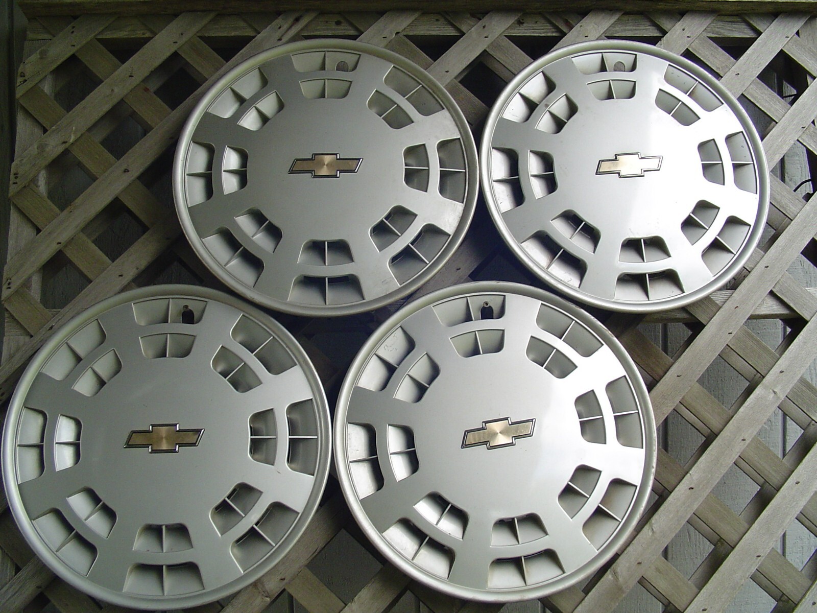 VINTAGE 1991 1992 CHEVY CHEVROLET IMPALA CAPRICE HUBCAPS WHEEL COVERS CENTERCAPS