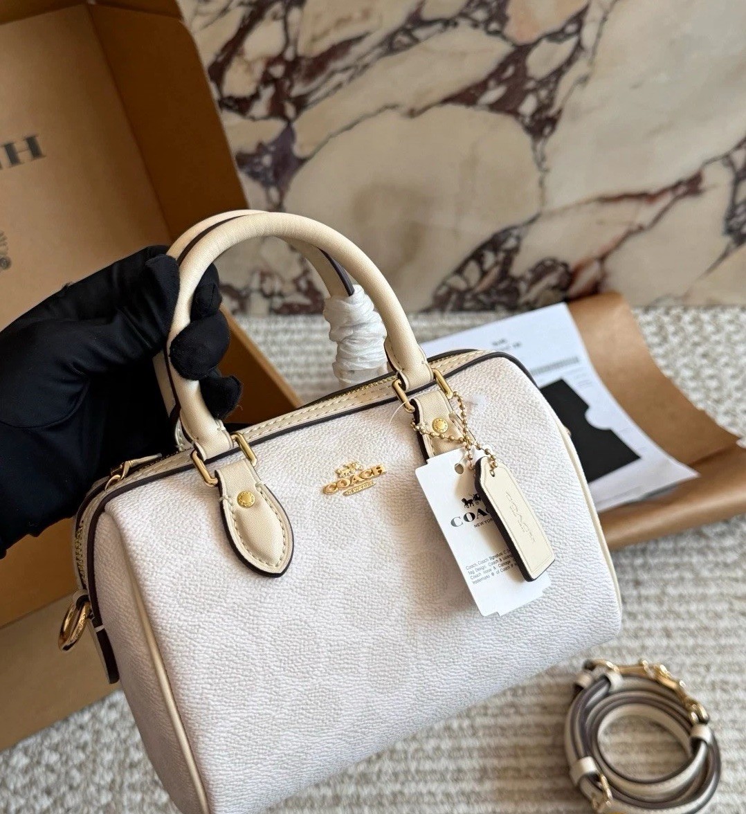 Coach Satchel Top Handle Bag Zip Closure Beige Gold Hardware Detachable Strap