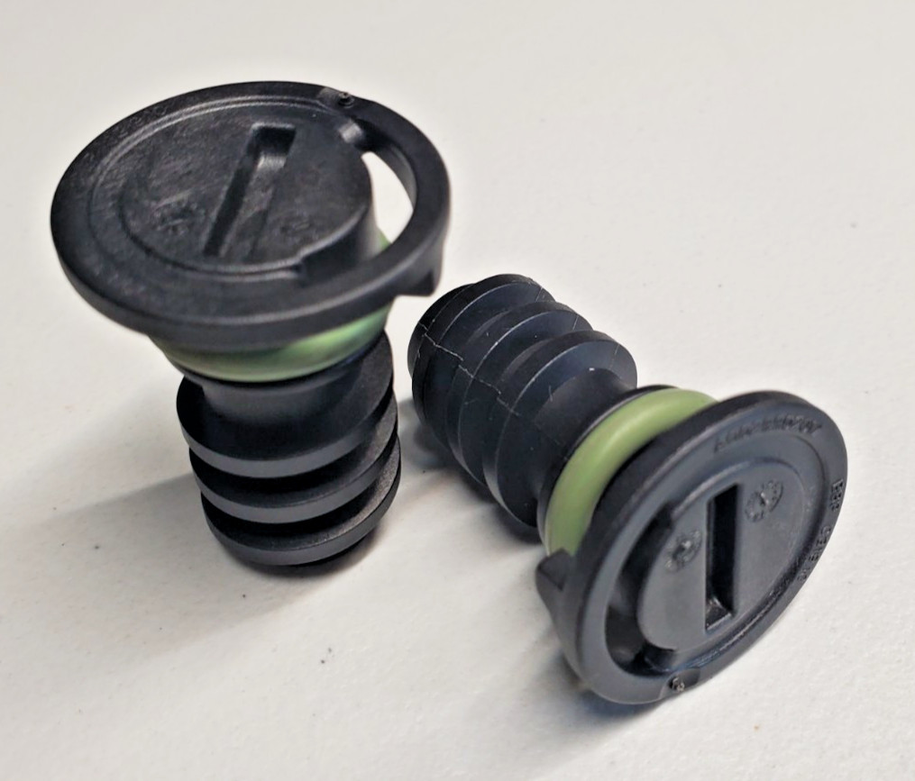 x2 Mercedes Benz Genuine W205 W206 C63 AMG Engine Oil Drain Plugs  A0029902017