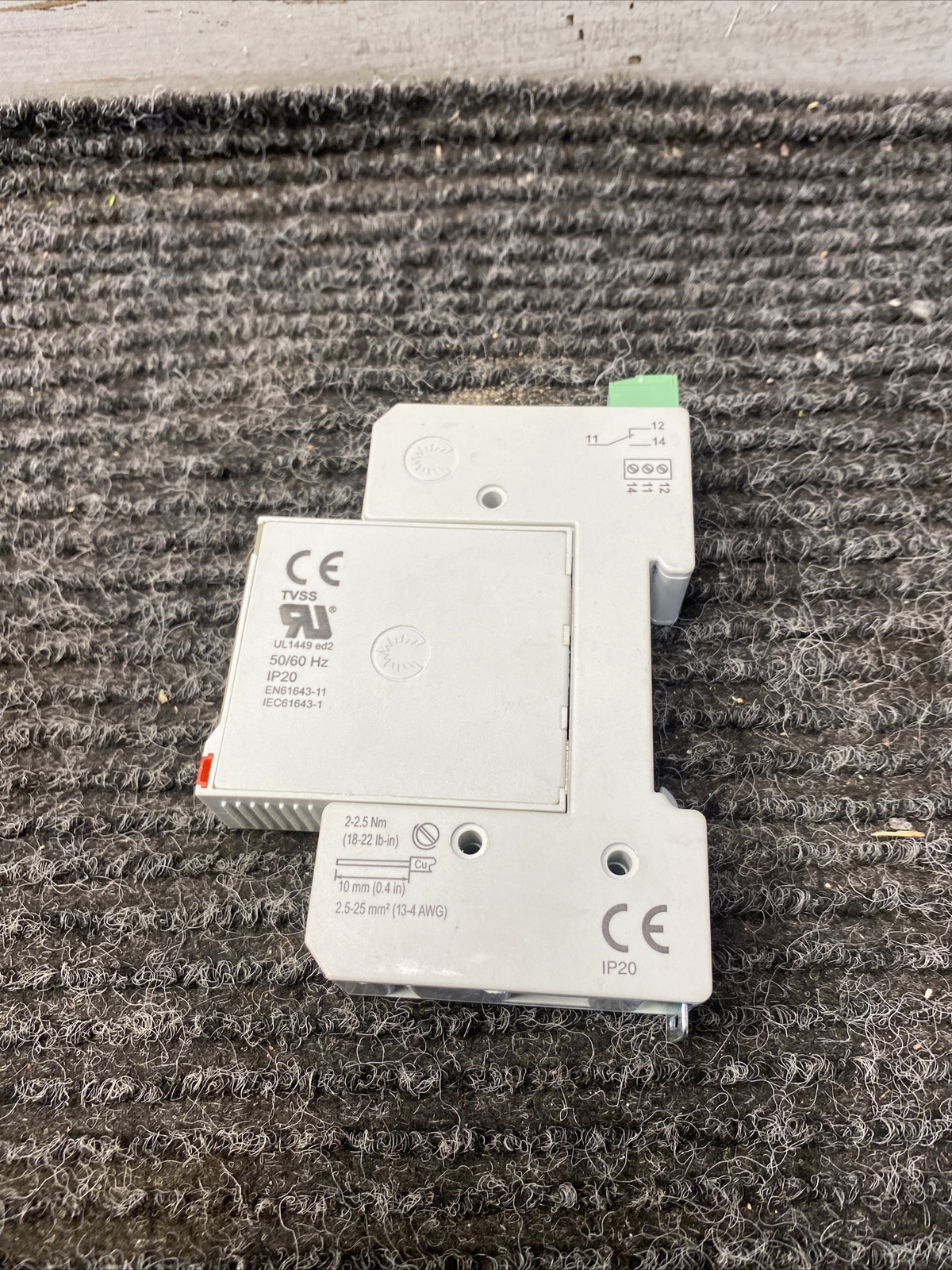 Superior Electric DIN2R-40-220-L1 Surge Protection 220V 40kA rail mount Working