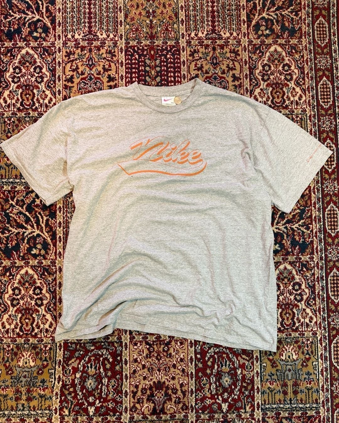 90s Nike Script Spellout T-Shirt Size XXL Heather Gray Center Logo