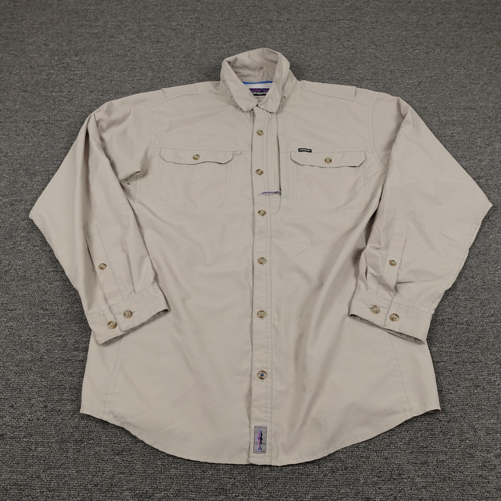 Patagonia Shirt Mens Medium Beige Solid Long Sleeve Button Up Fishing Outdoor Patagonia Shirt Mens Medium Beige Solid Long Sleeve Button Up Fishing Outdoor