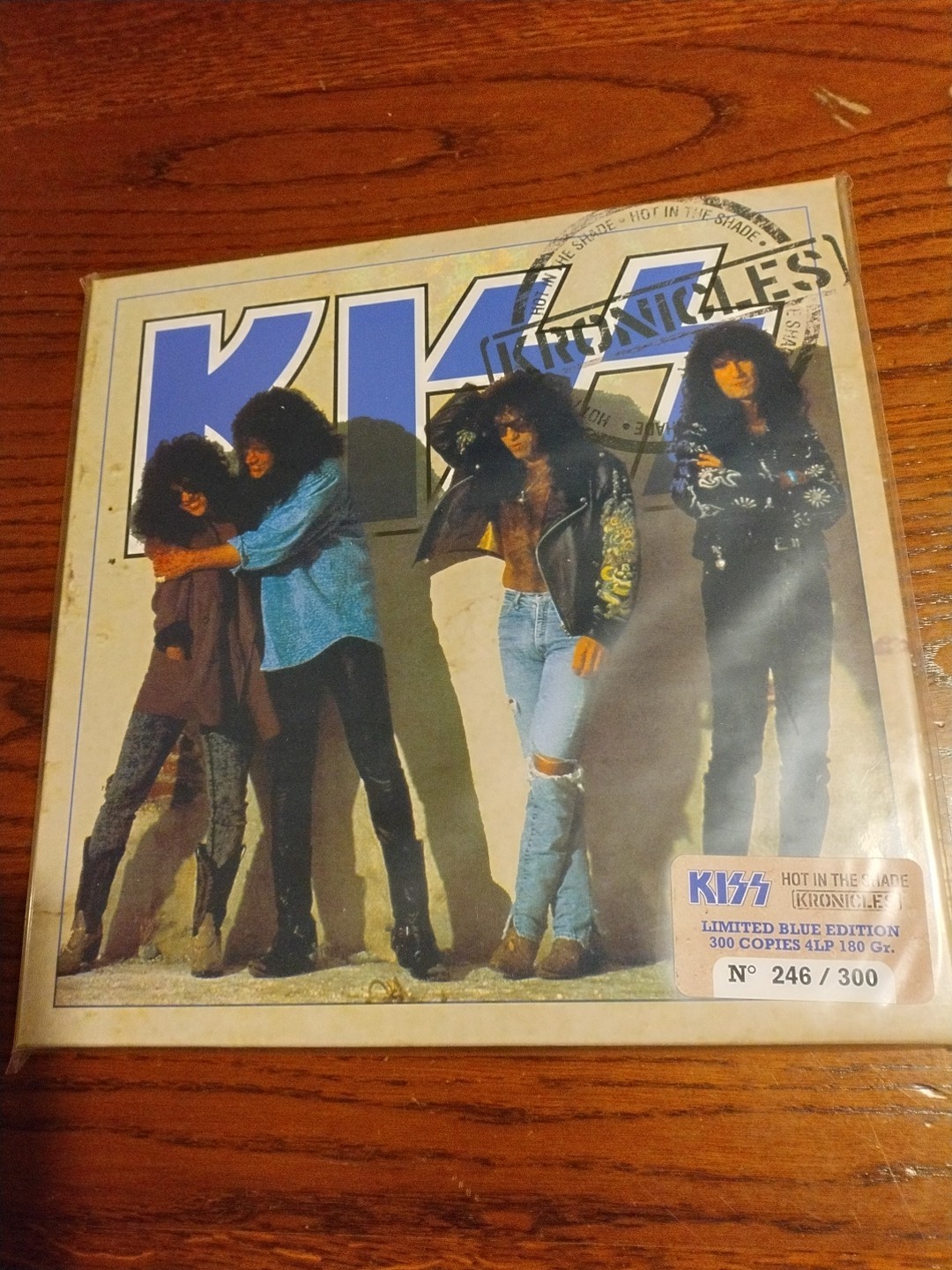 KISS HOT IN THE SHADE KRONICLES BOX 4 VINILI COLORATI ED LIM COPIA N 246/300