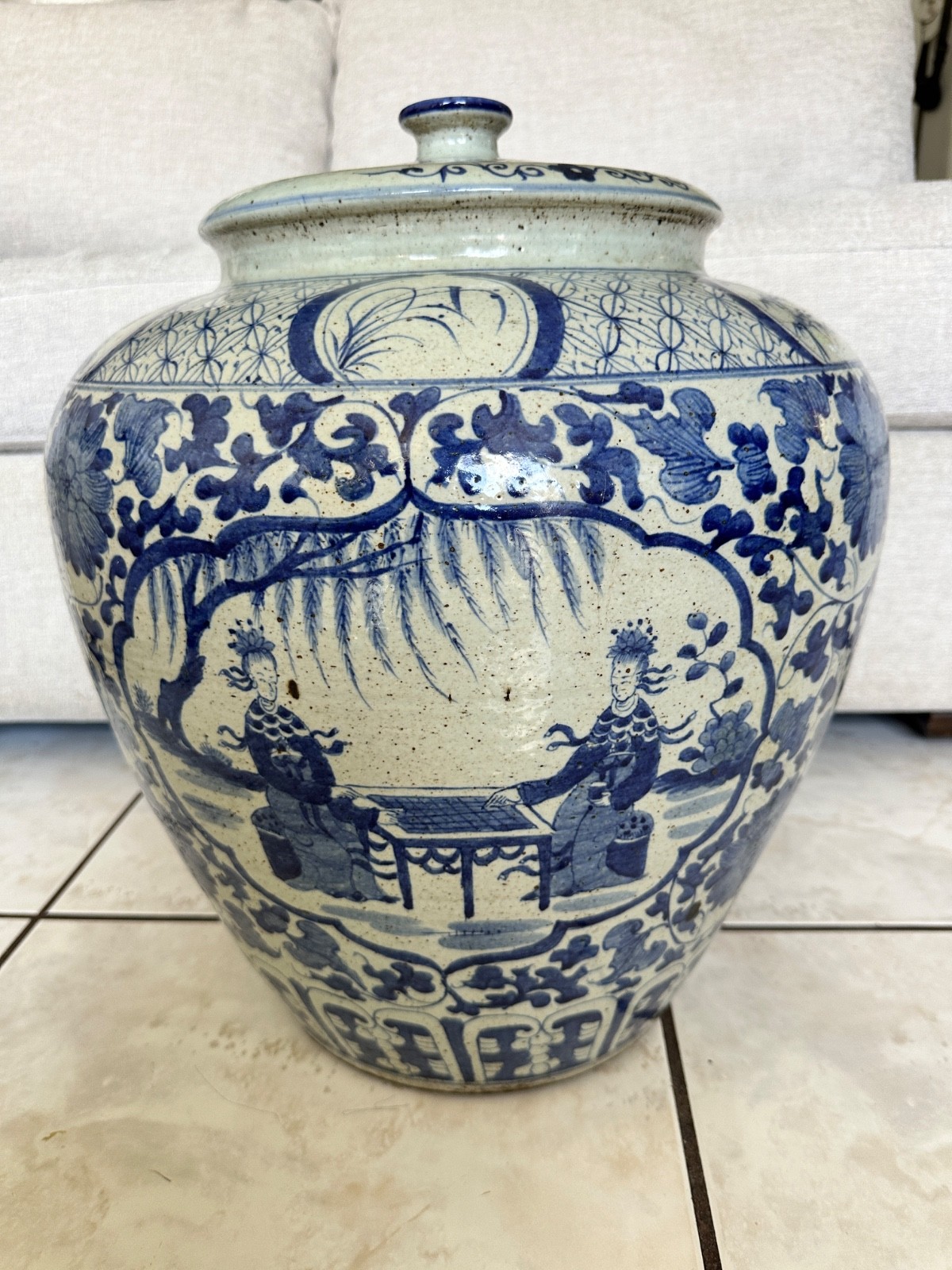 Chinese Qing Blue and White Porcelain Large Storage Vessel 20\