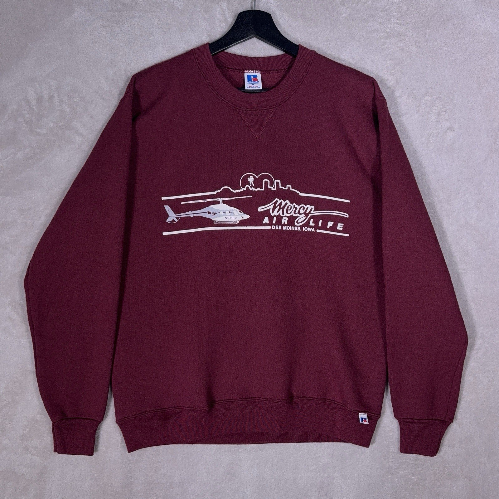 Vintage Russell Athletic Sweatshirt Mens Medium Red Iowa USA Heritage Graphic